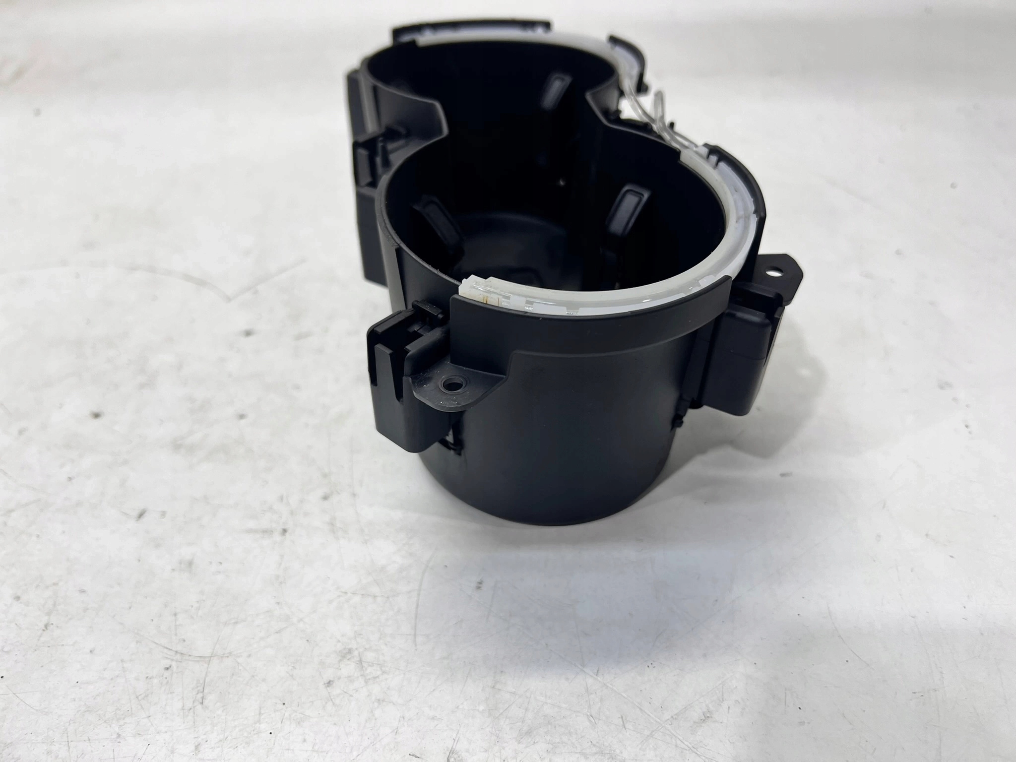 bracket passenger compartment for KUBKI AUDI A4 B9 8W0862533A/B
