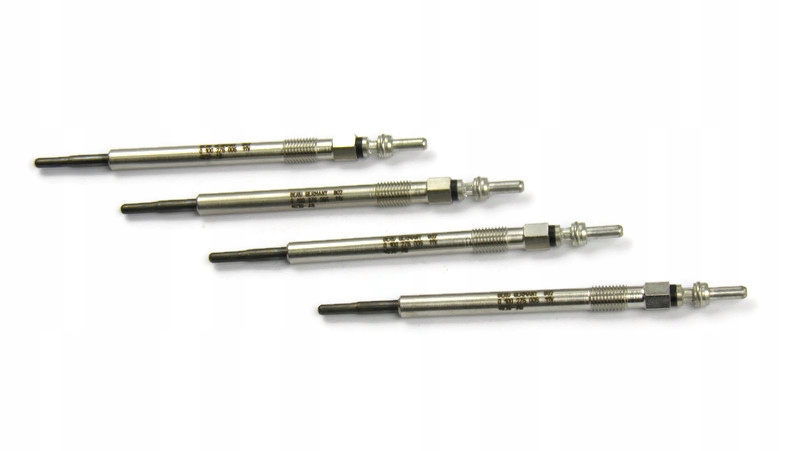 ŚWIECE ŻAROWE KPL 4 SZTUKI PEUGEOT 407 CITROEN C5 LAND ROVER 2.7 HDI ORYG Liczba sztuk w ofercie 1