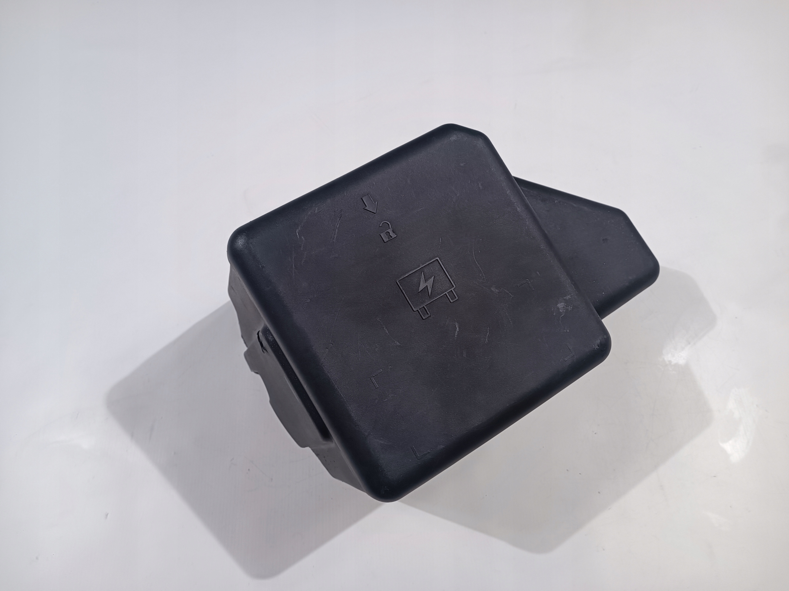 Abdeckung Gehäuse Blende Abdeckung des Sicherungskastens Hummer H2