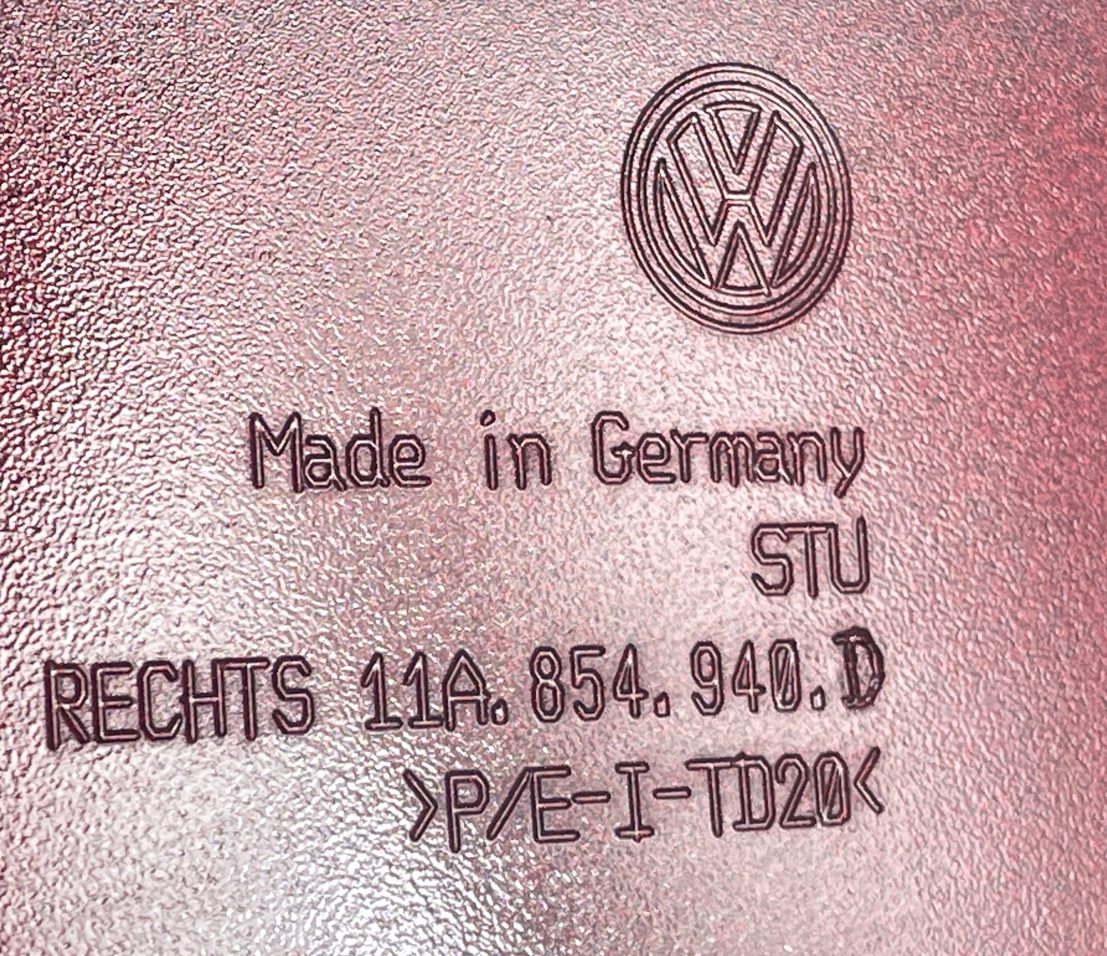 VW ID4 21- moulding door right front 11A854940D