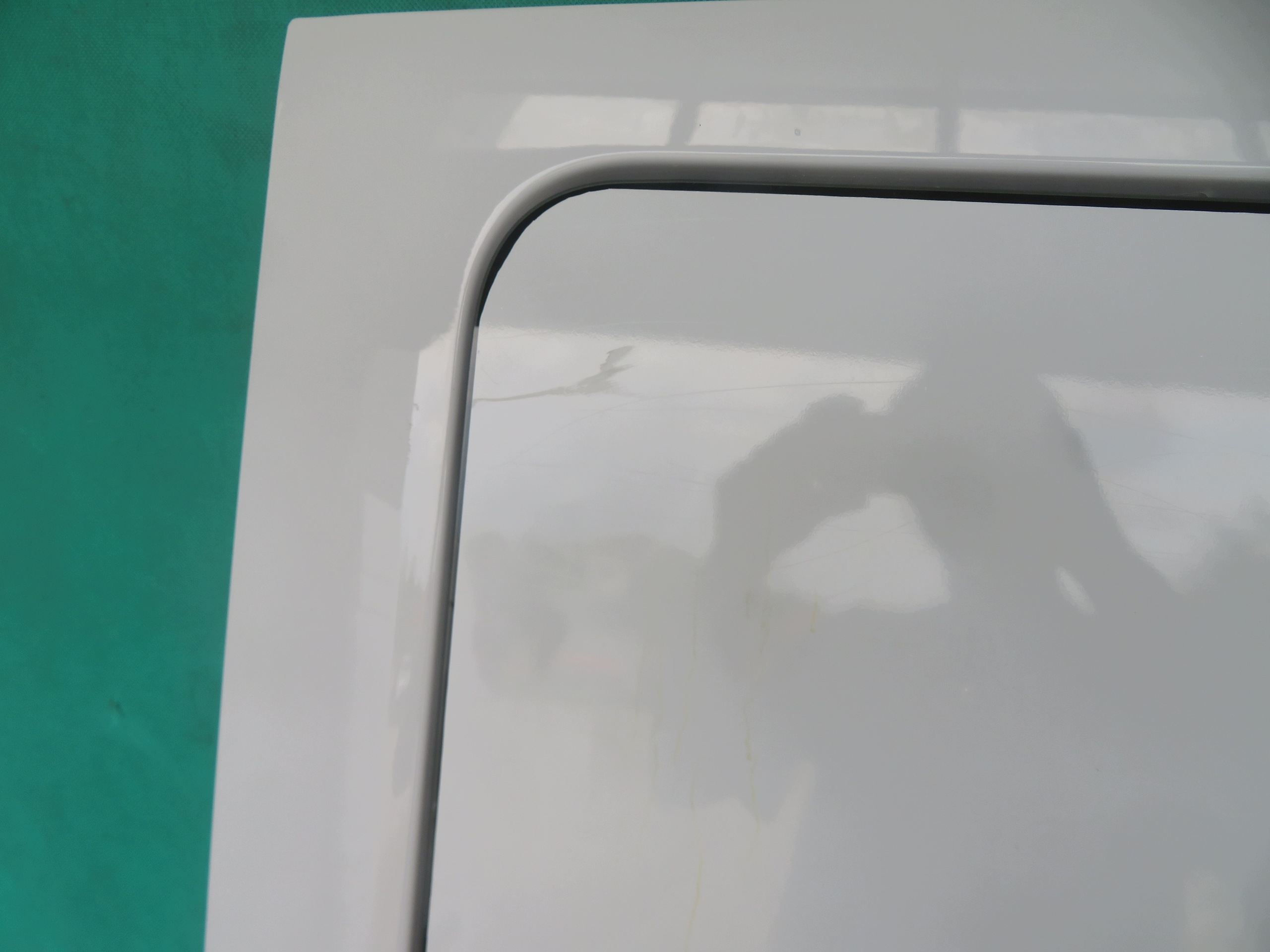 door right rear. DUBEL KABINA MERCEDES SPRINTER 19R