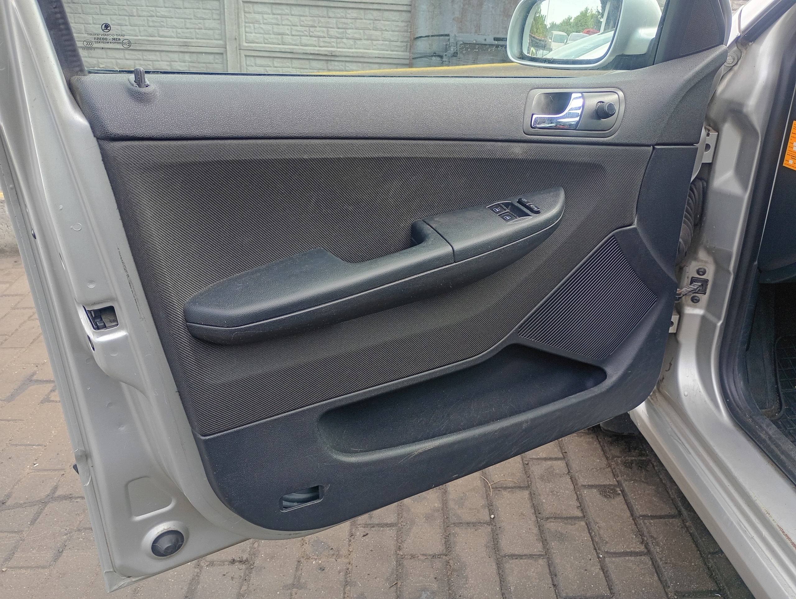 upholstery left side left front Skoda Fabia and 1 99-07