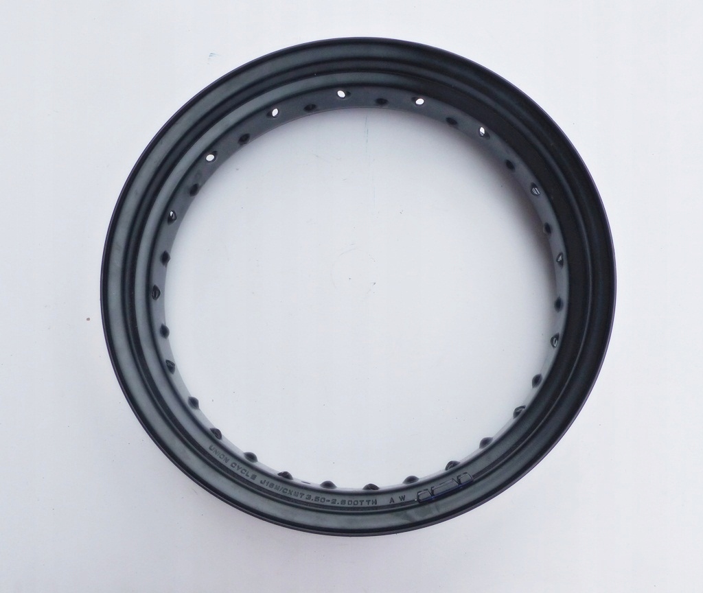 FELGA TYŁ KOŁO TRIUMPH BOBBER Kod producenta TRIUMPH BOBBER