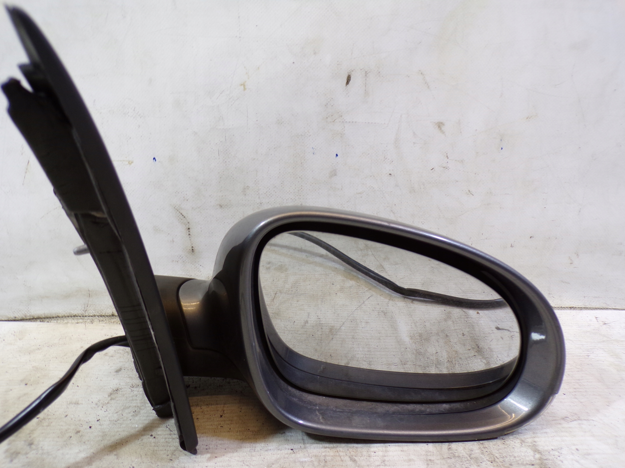 mirror right VOLKSWAGEN GOLF 5 V 6 PIN colour LA7T