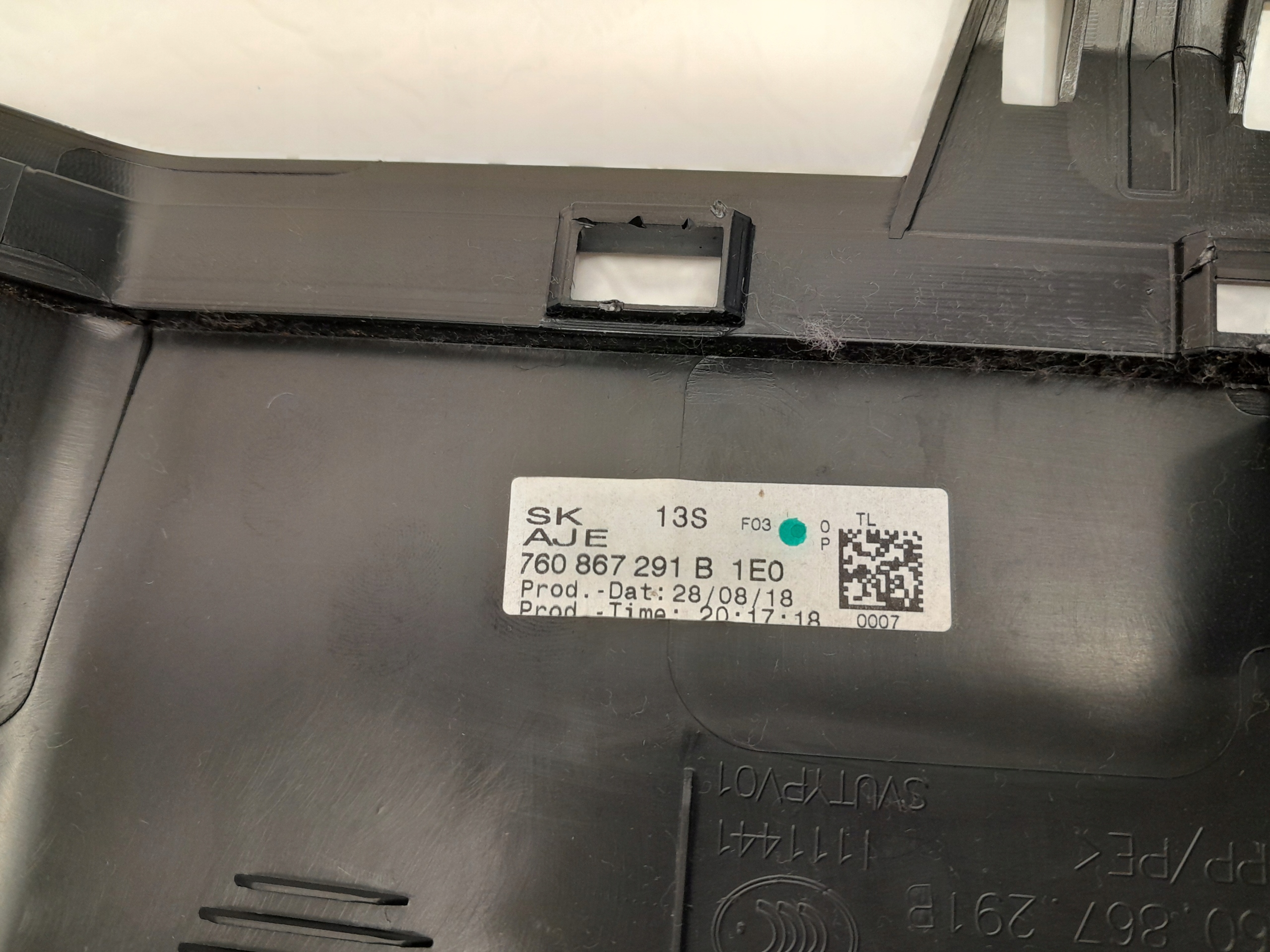PORSCHE CAYENNE 9Y cover side SLUPKA left 760867291B