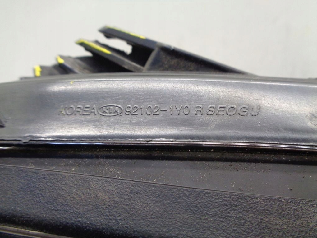 KIA PICANTO II 11- light front right