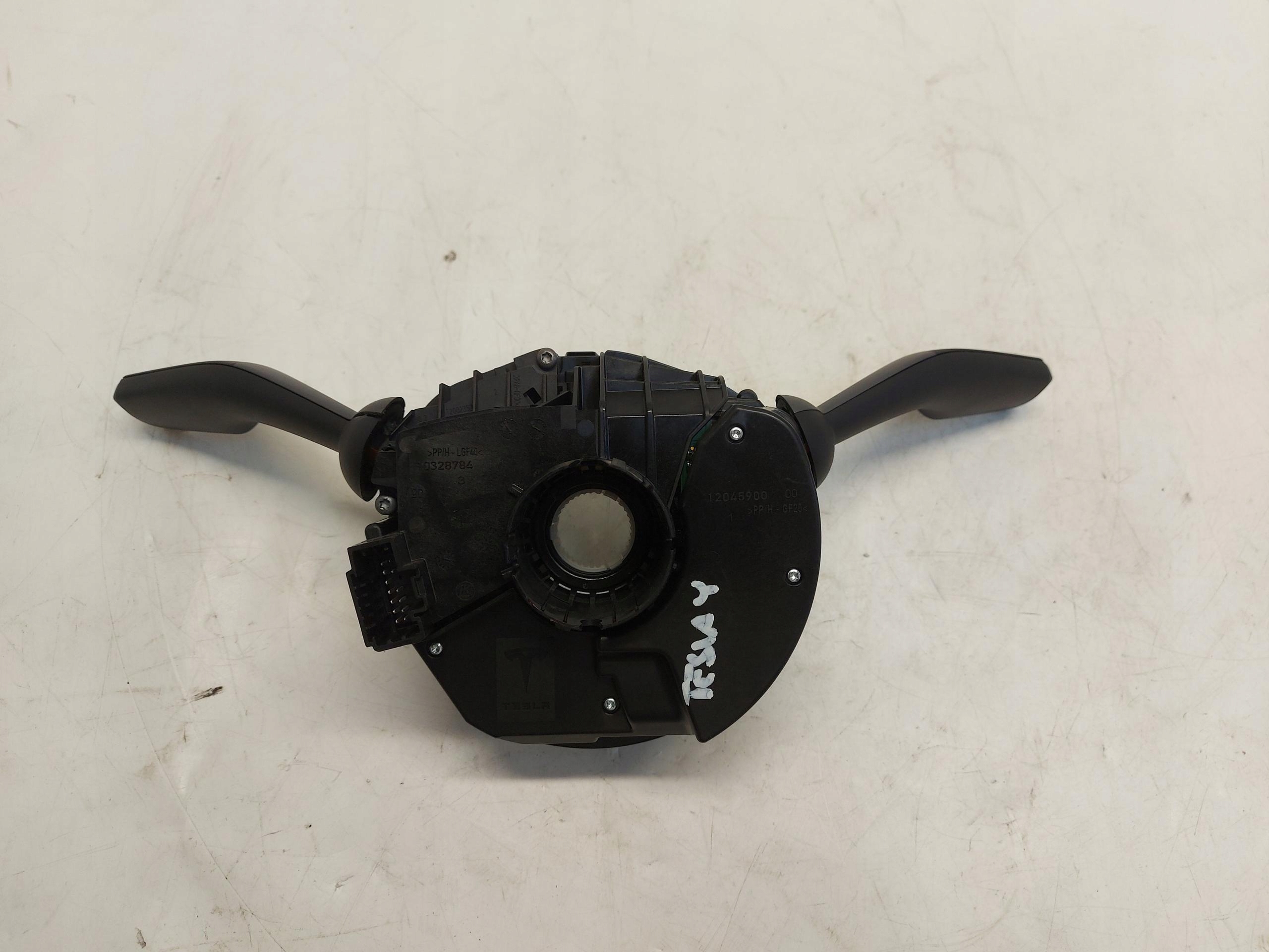 TESLA MODEL Y 2022r switch zespolona ring airbag oryg 1097662-00-o