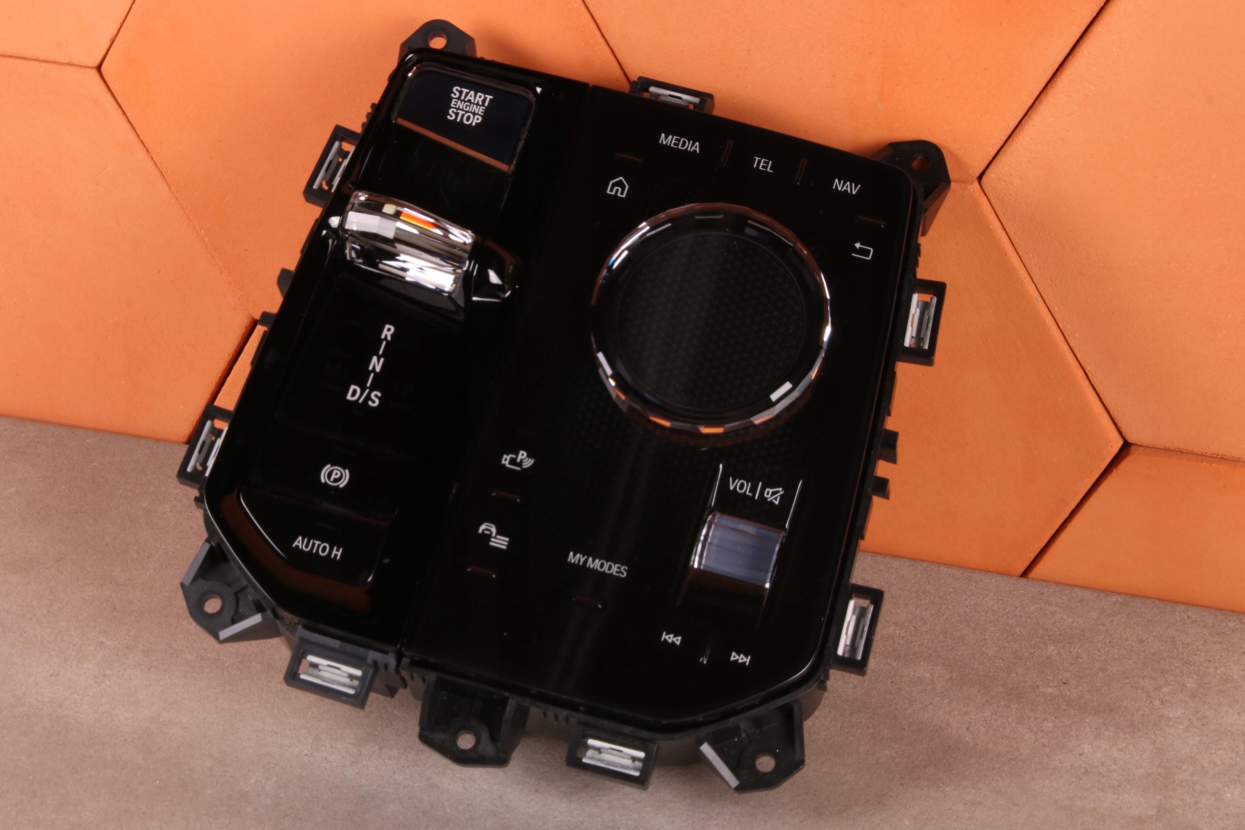 BMW 5' G60 G61 switch changes of the gear PANEL IDRIVE SZKLO 5A767A3 5A8FF84