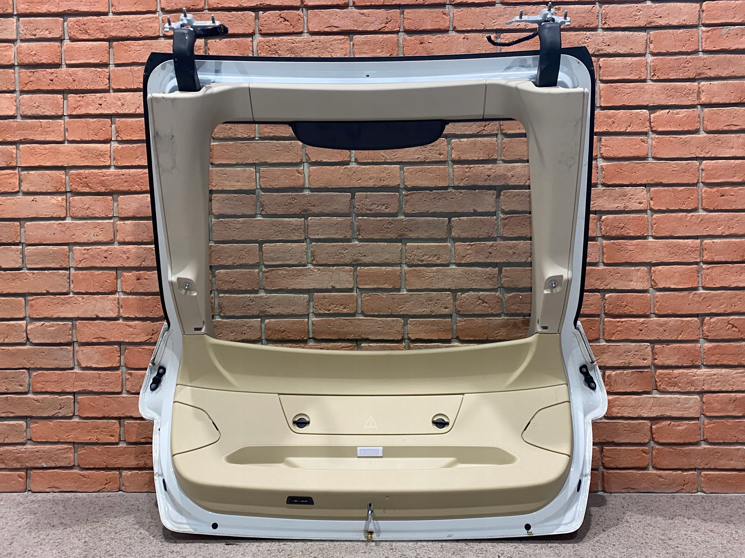 BMW F34 KLAPA TYŁ TYLNA IDEALNA KOLOR A300 Typ samochodu Samochody osobowe