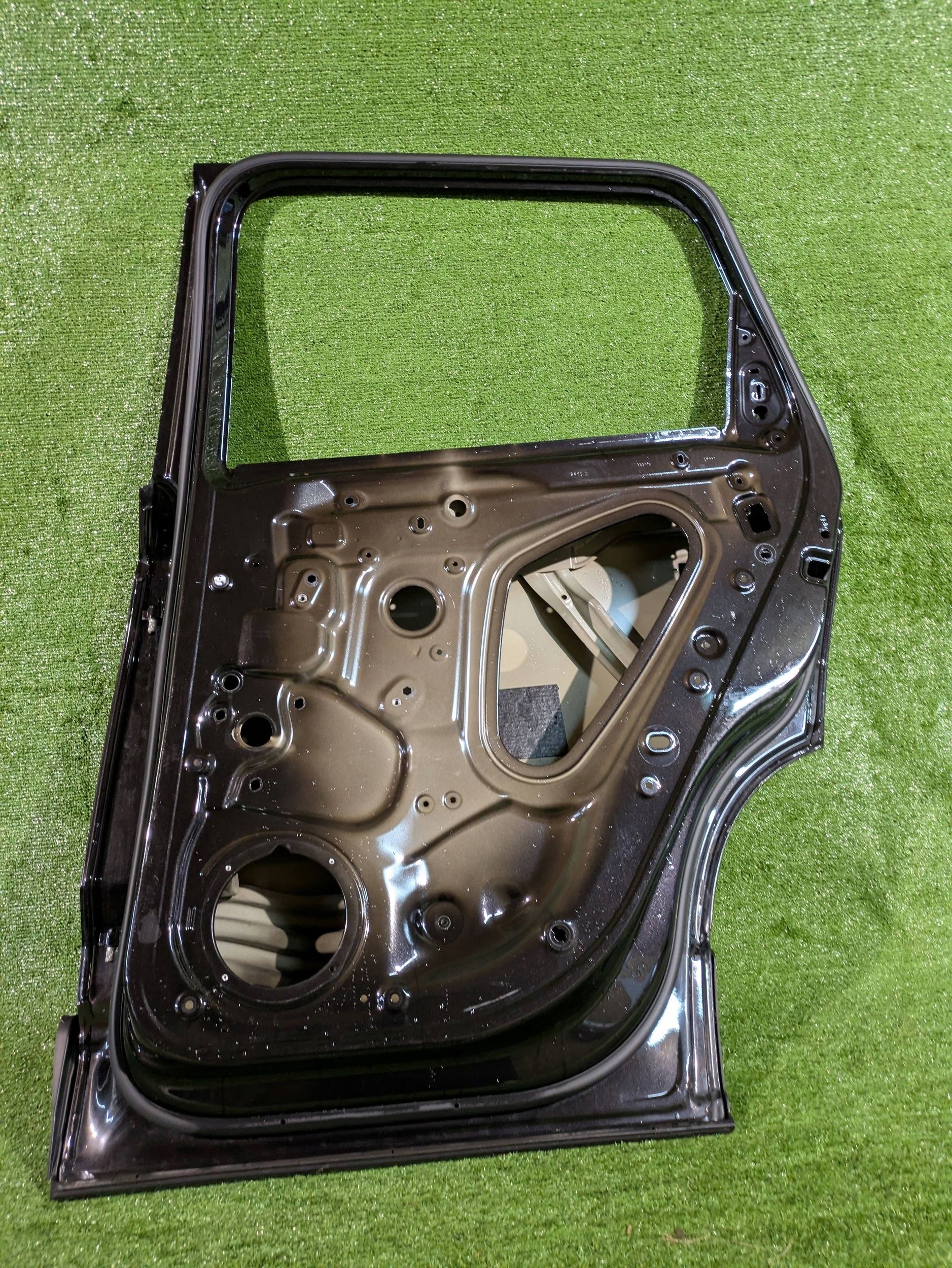 door rear. right right rear part SEAT ATECA NR.3835