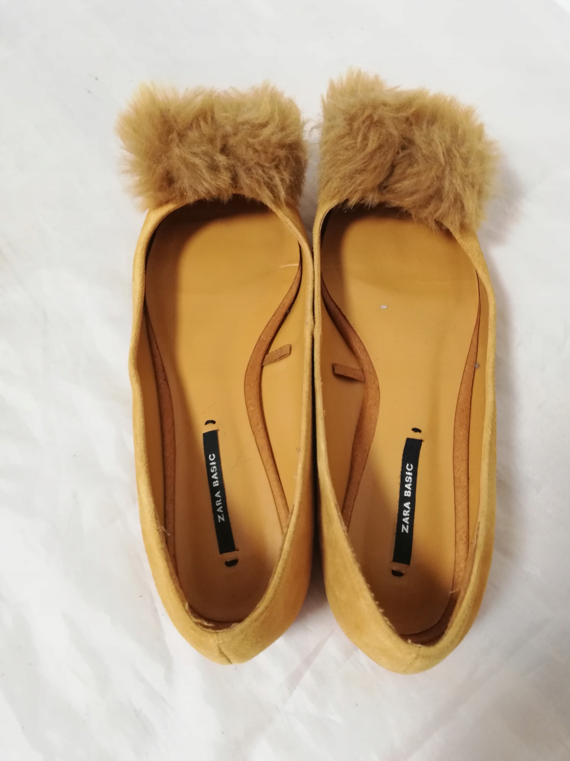 Buty Baleriny Zara Basic r. 35 dł wkł 23 cm Cechy dodatkowe oddychające