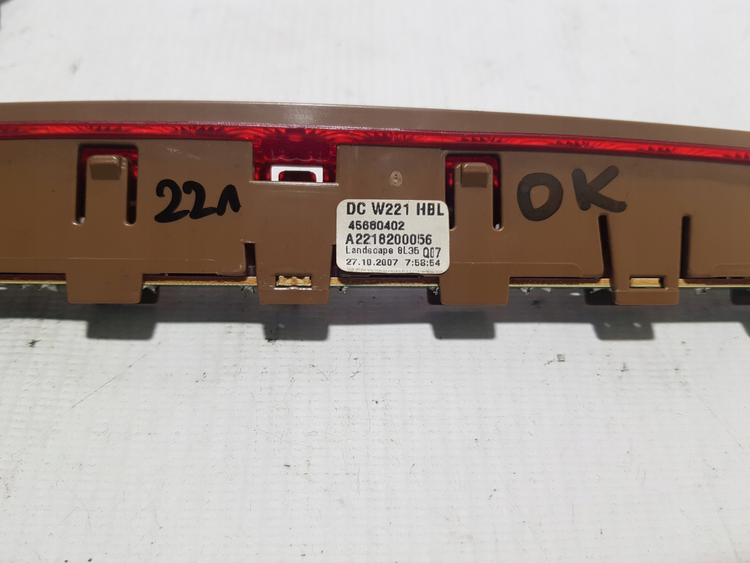 MERCEDES W221 light STOP STOPOWKA 2218200056