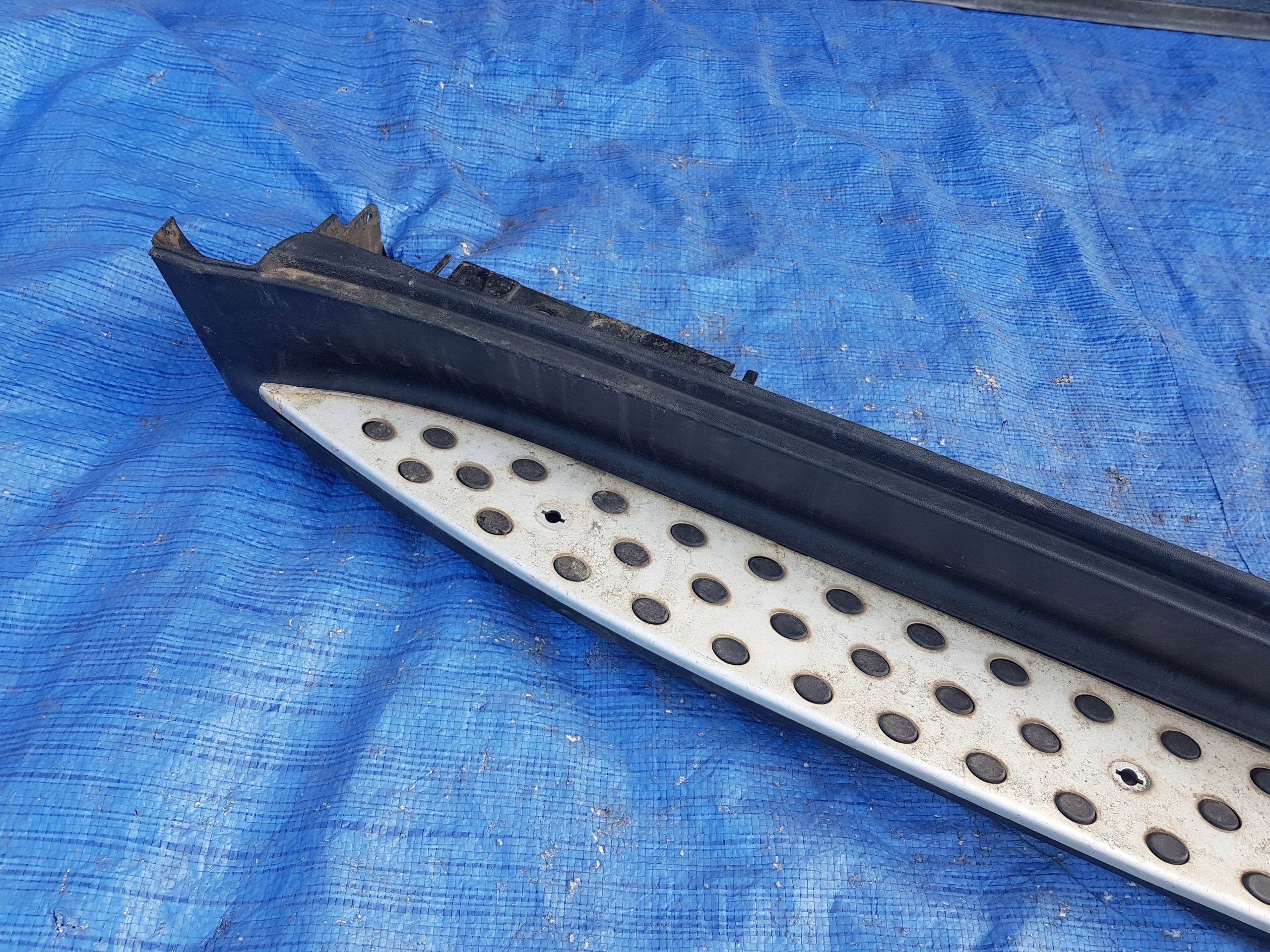 right threshold MERCEDES ML W164 cap moulding STOPIEN