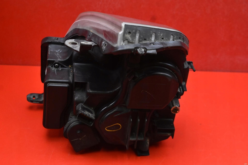 REFLEKTOR right light front XENON EU RENAULT VEL SATIS 02-05