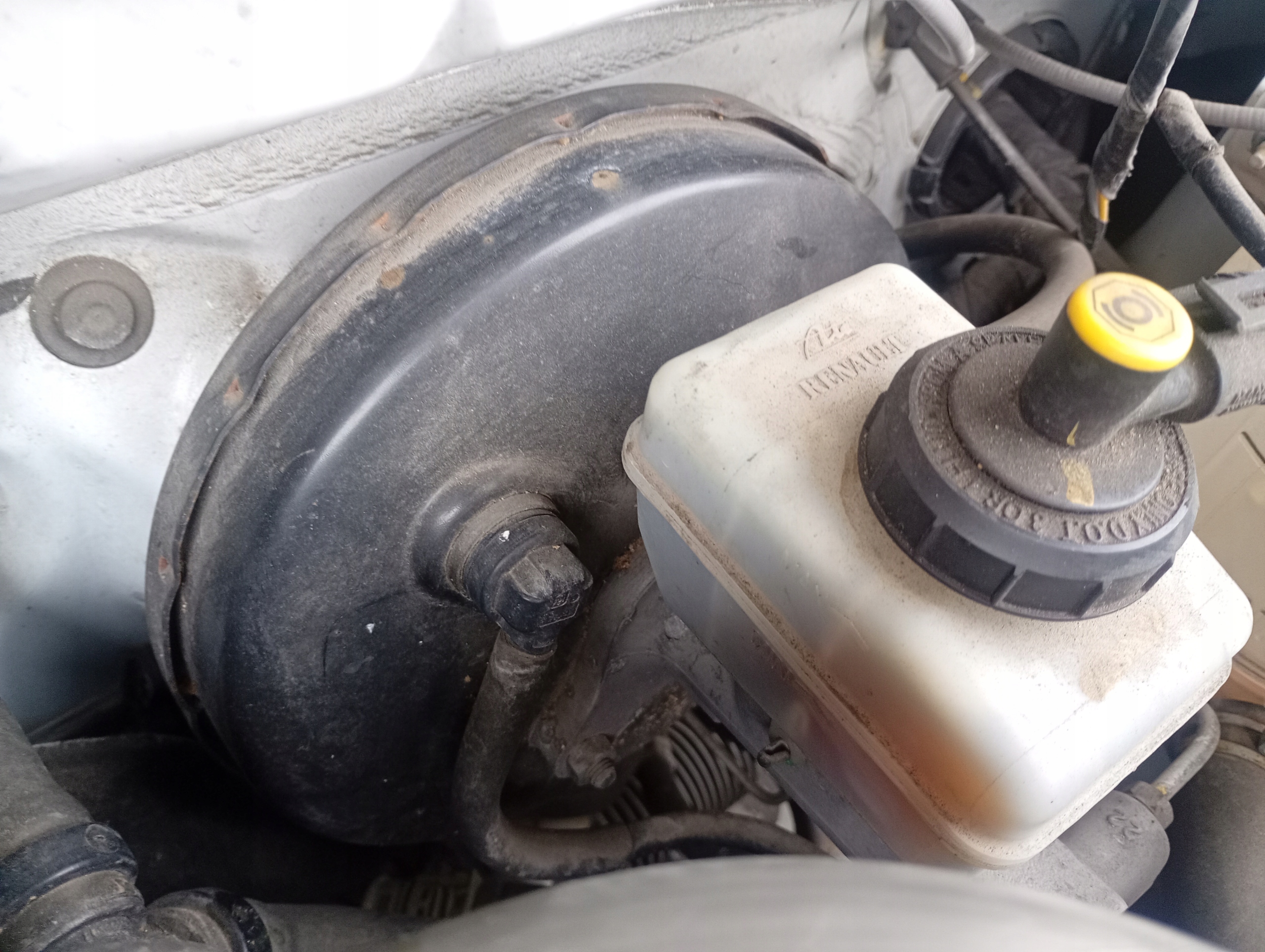 Dacia Duster 1 e 10-18 Servofreno Z Pompa VACUM OE 472102876R
