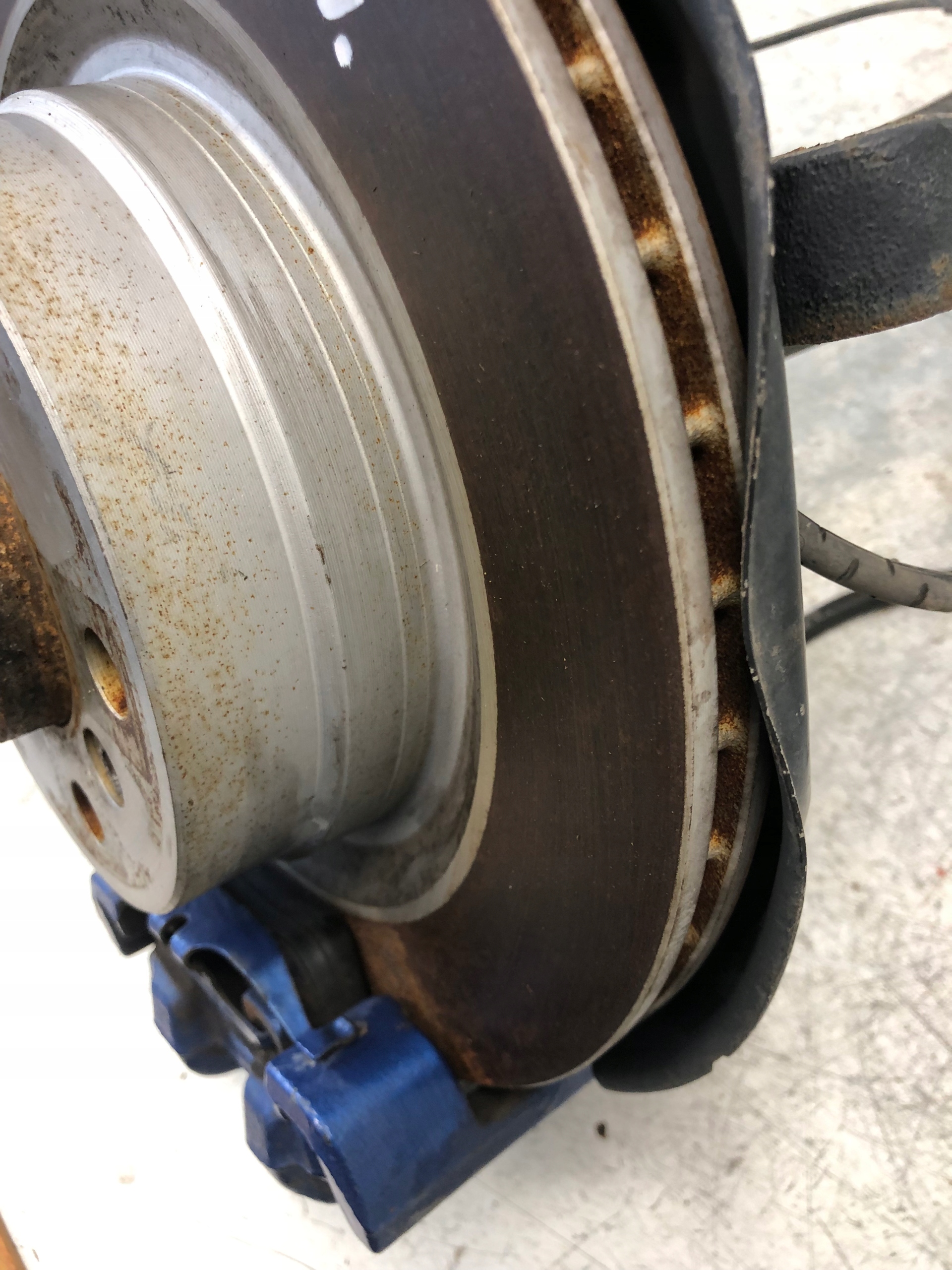 swing caliper semi-axis right rear part BMW F21 2.0D
