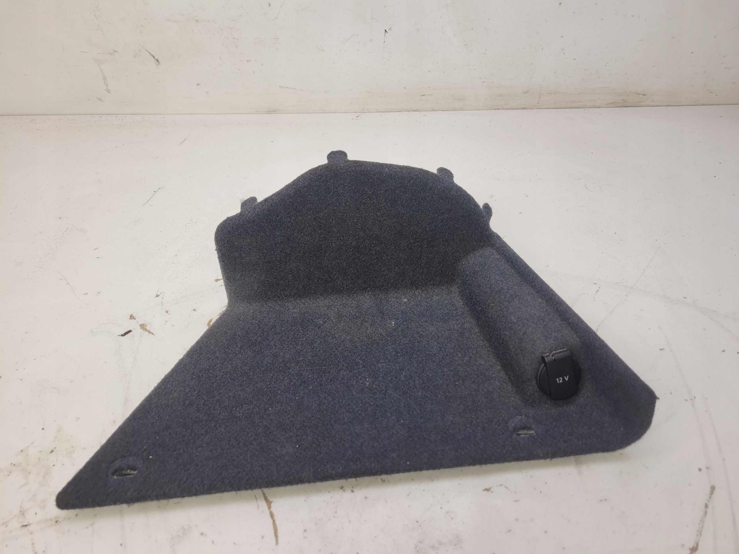 boot upholstery right AUDI A6 C7 sedan 4G5863992A