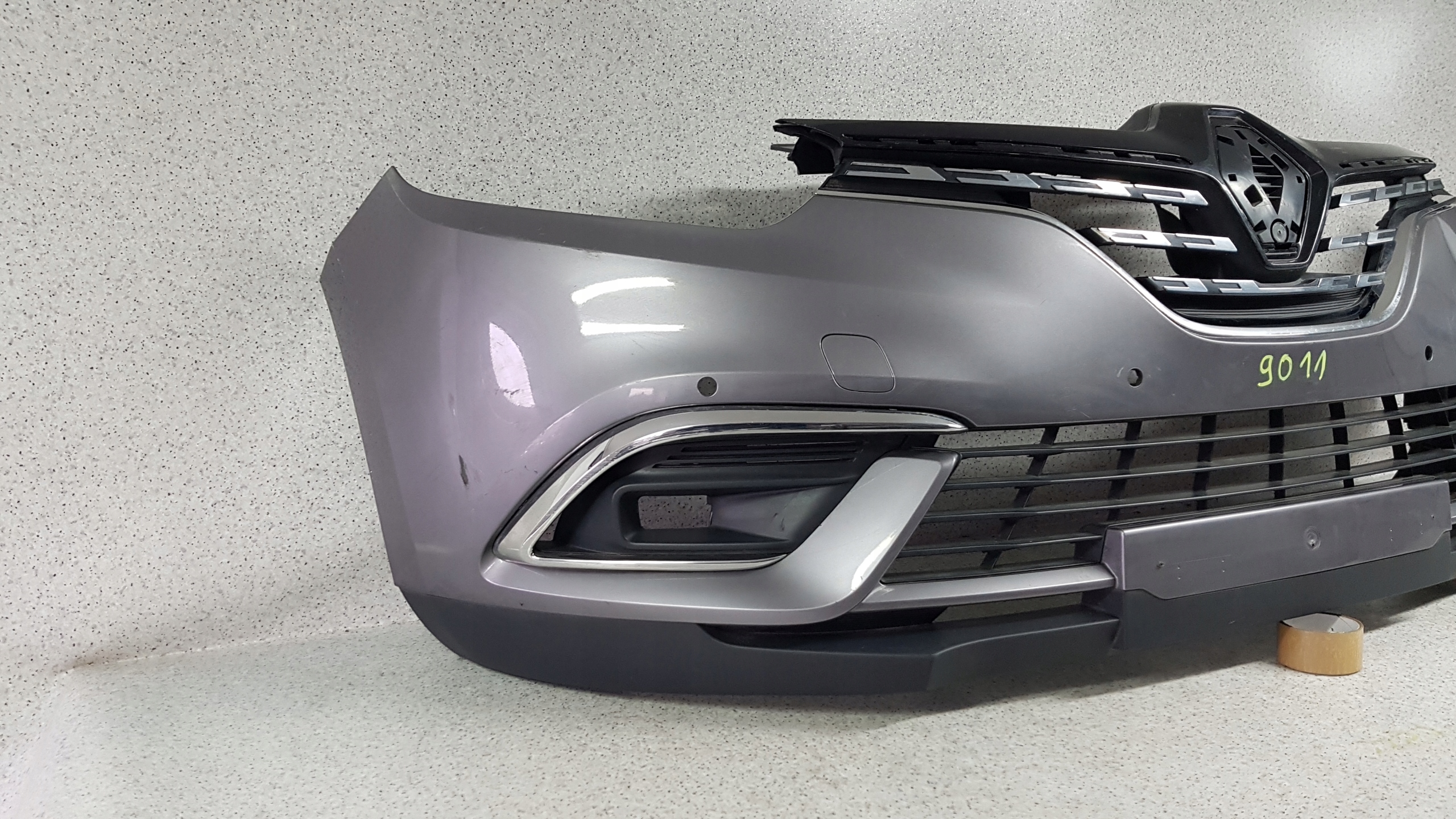RENAULT SCENIC IV 4 2016 - bumper front 9011