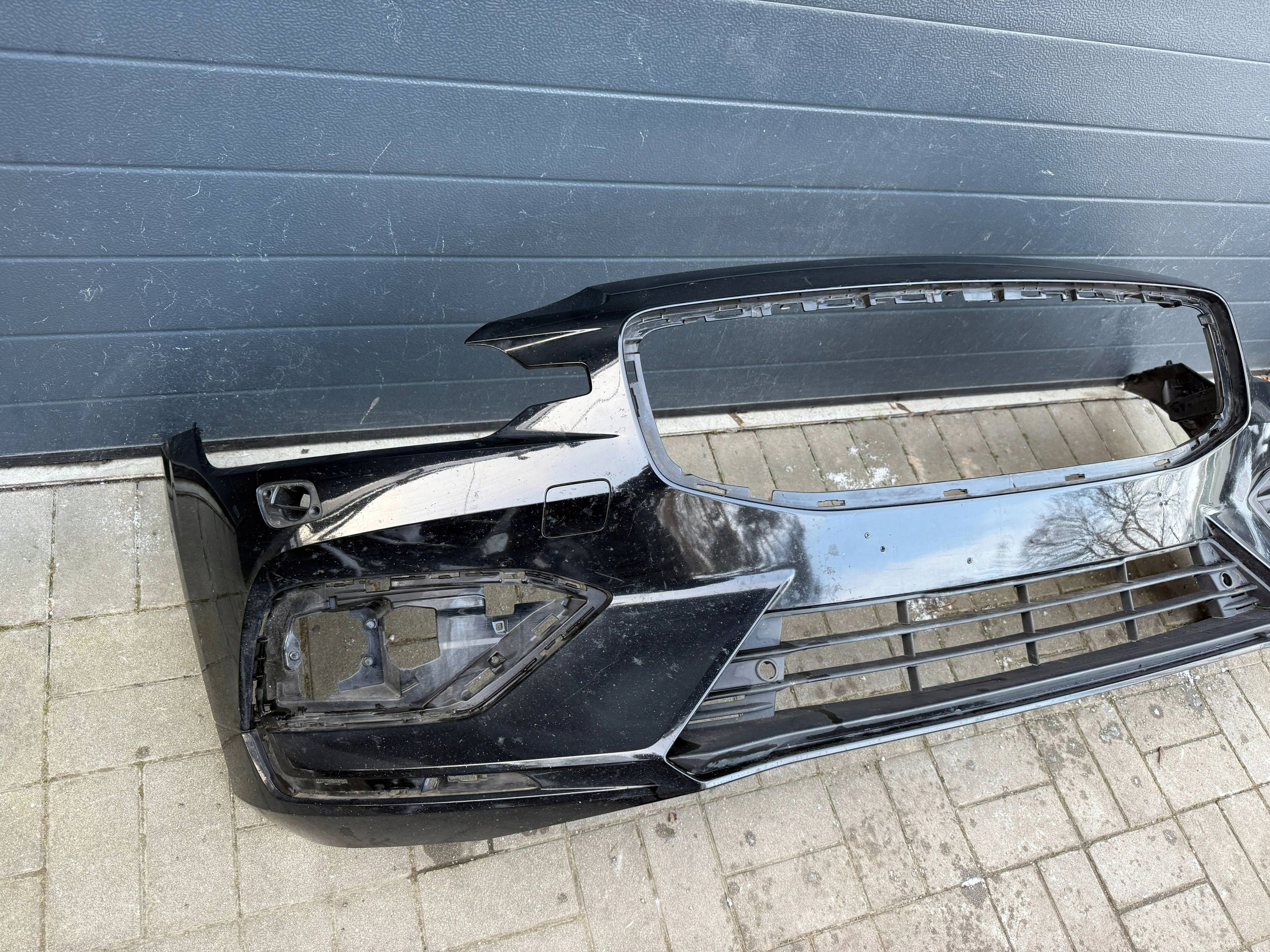 Volvo S60 18- nárazník predok predný