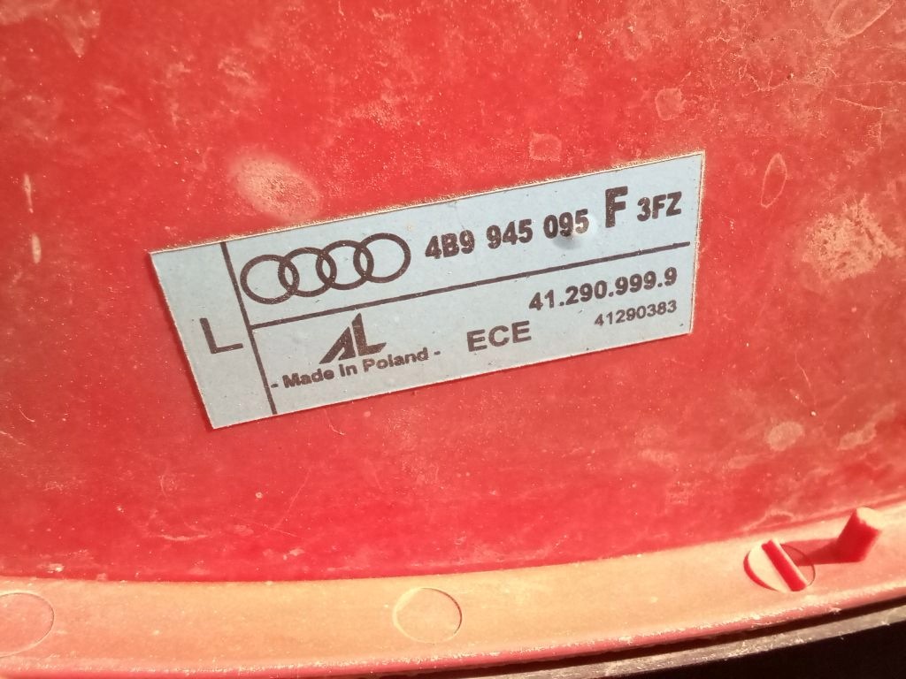 Audi A6 C5 lift kombi lights rear part rear. right and left