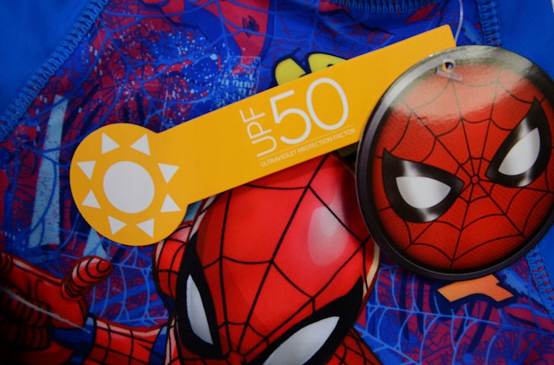 SPIDER-MAN KOMBINEZON 50 UVA UVB 98/104 R508C Kod producenta EM