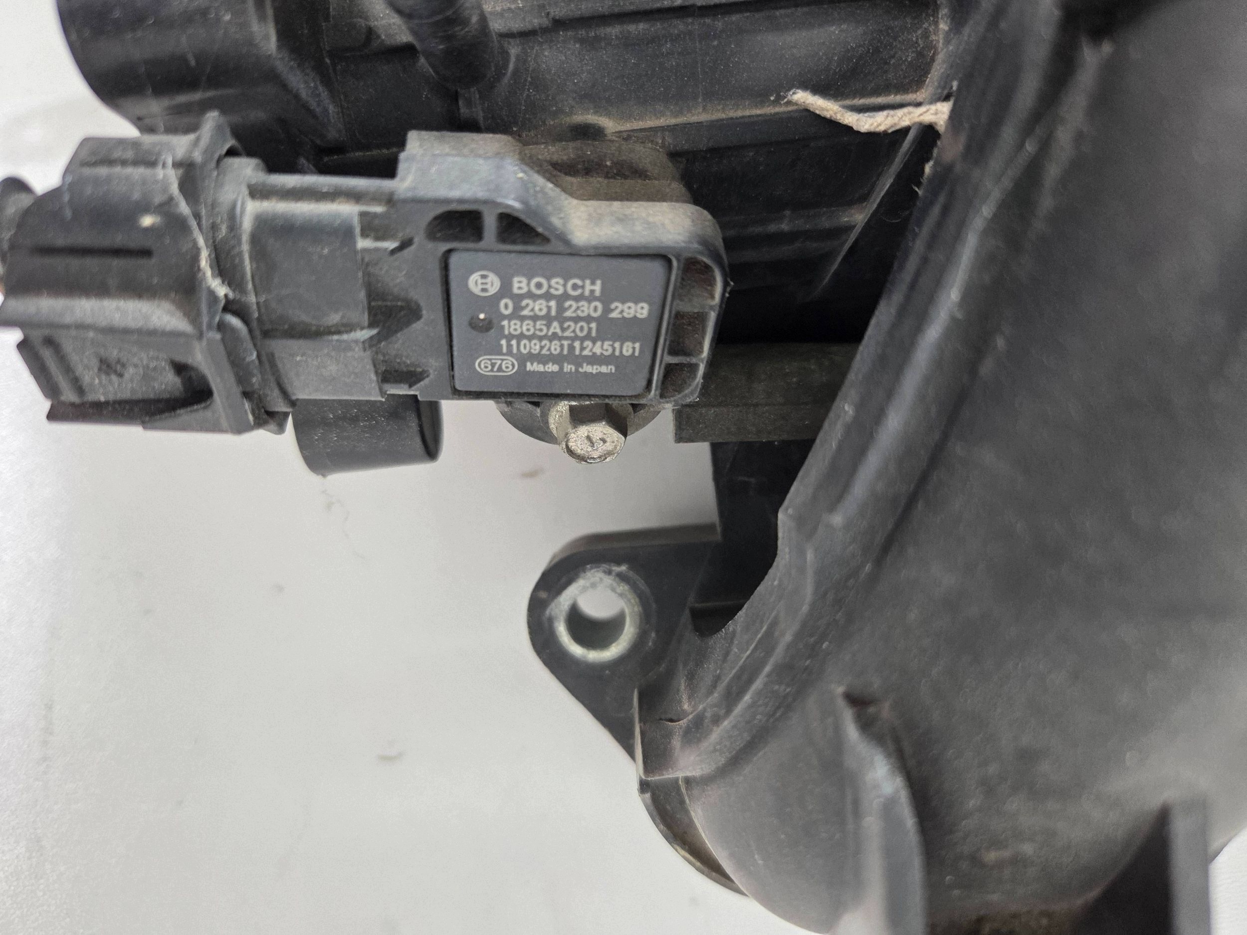 Mitsubishi Lancer / ASX 1,6 intake manifold PA6GF35 (2)