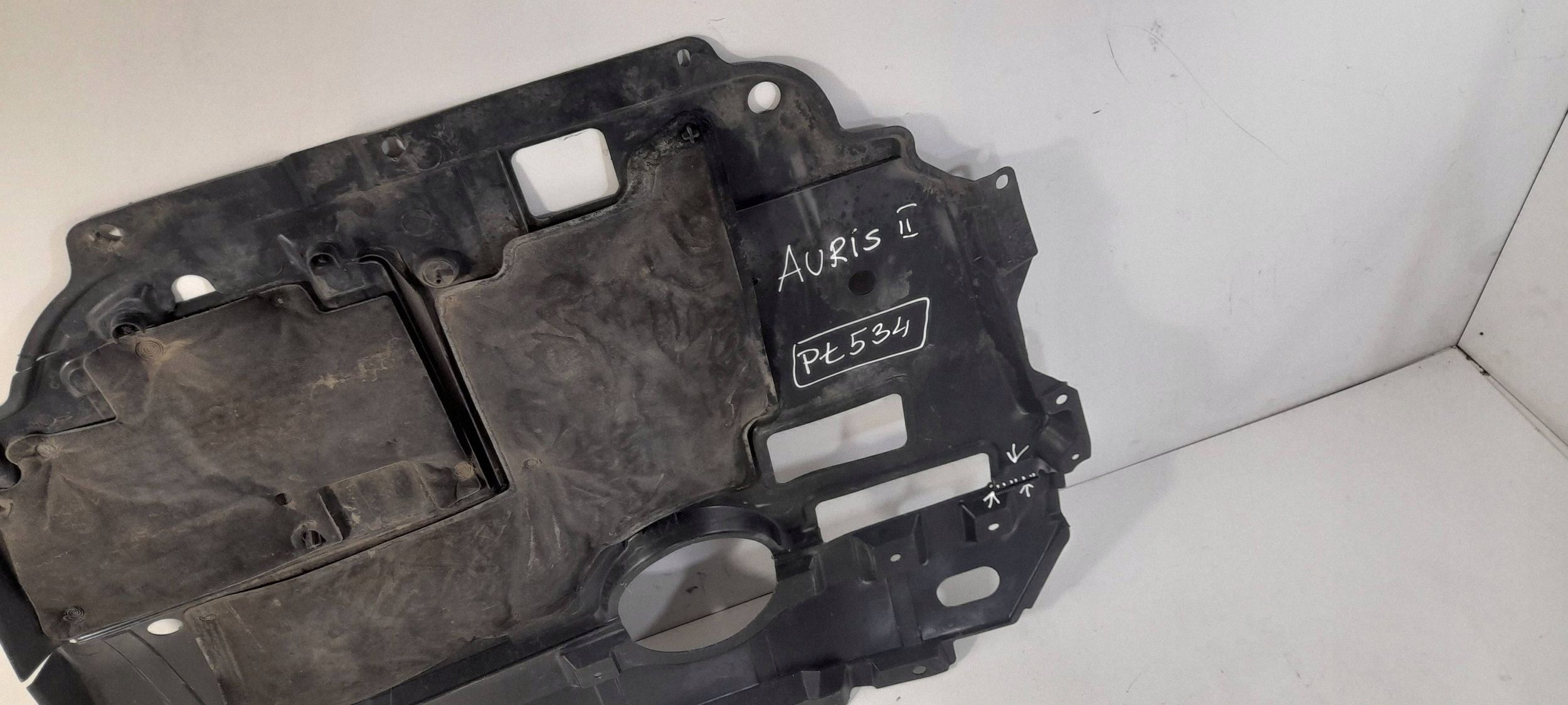 Toyota Auris E18 / Avensis T27 cover below engine 5141002170D (PL534)