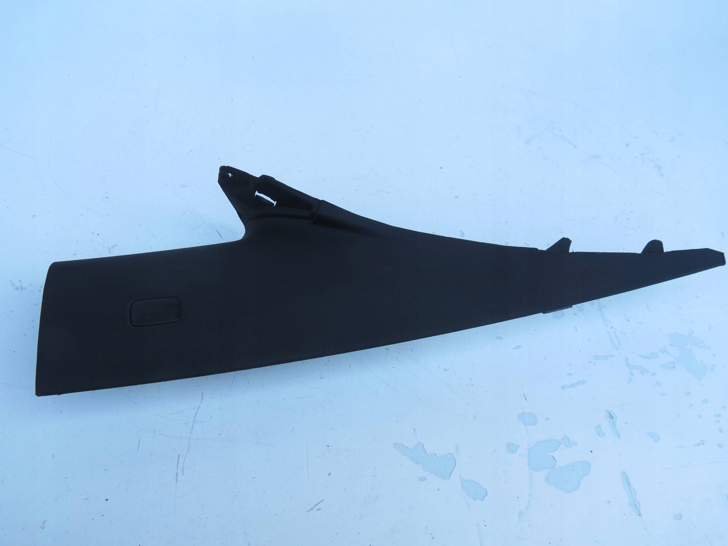 plastic cover SLUPKA left VOLVO S90 2.0 V90