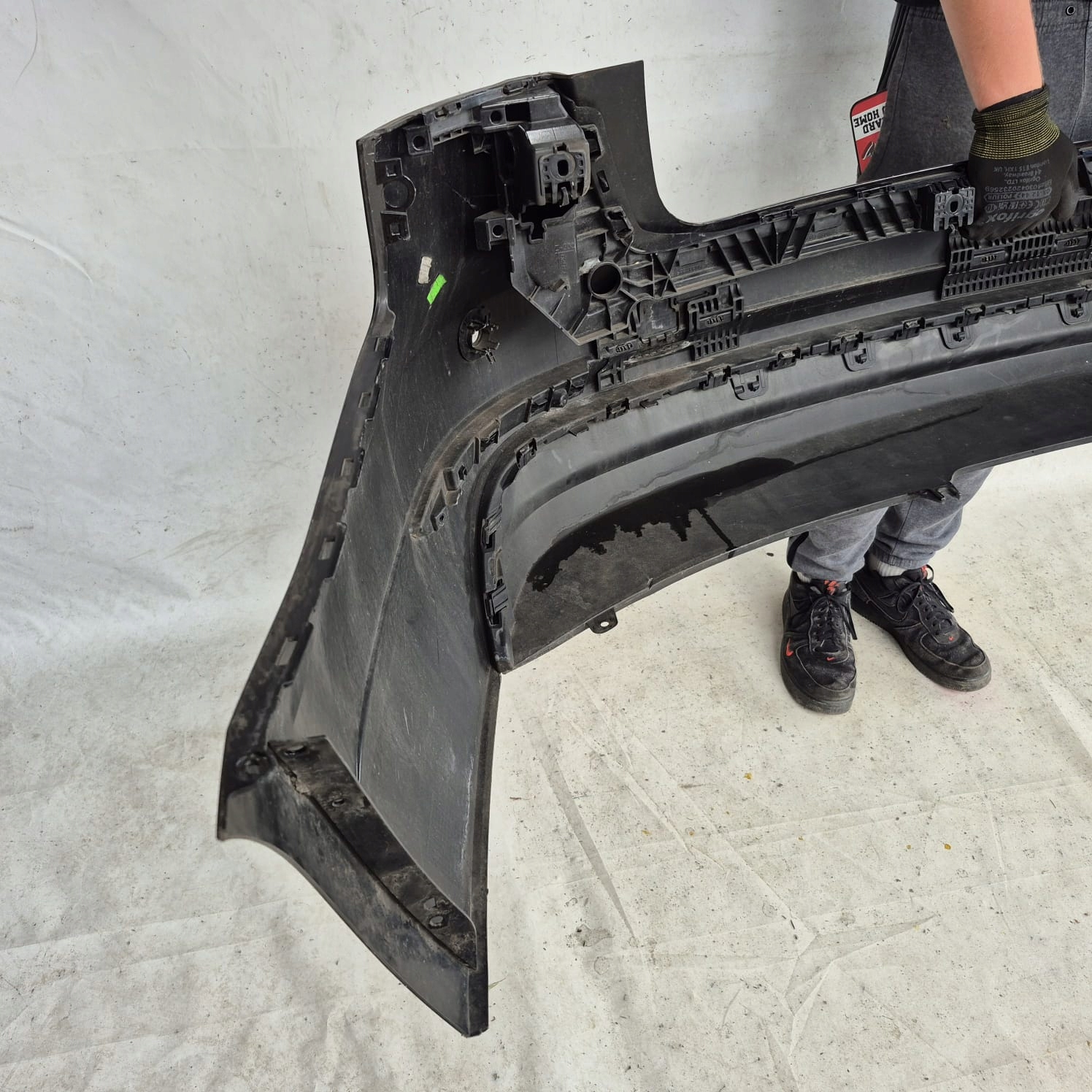 AUDI A4 B9 8W KOMBI 15-19 bumper rear part rear PDC