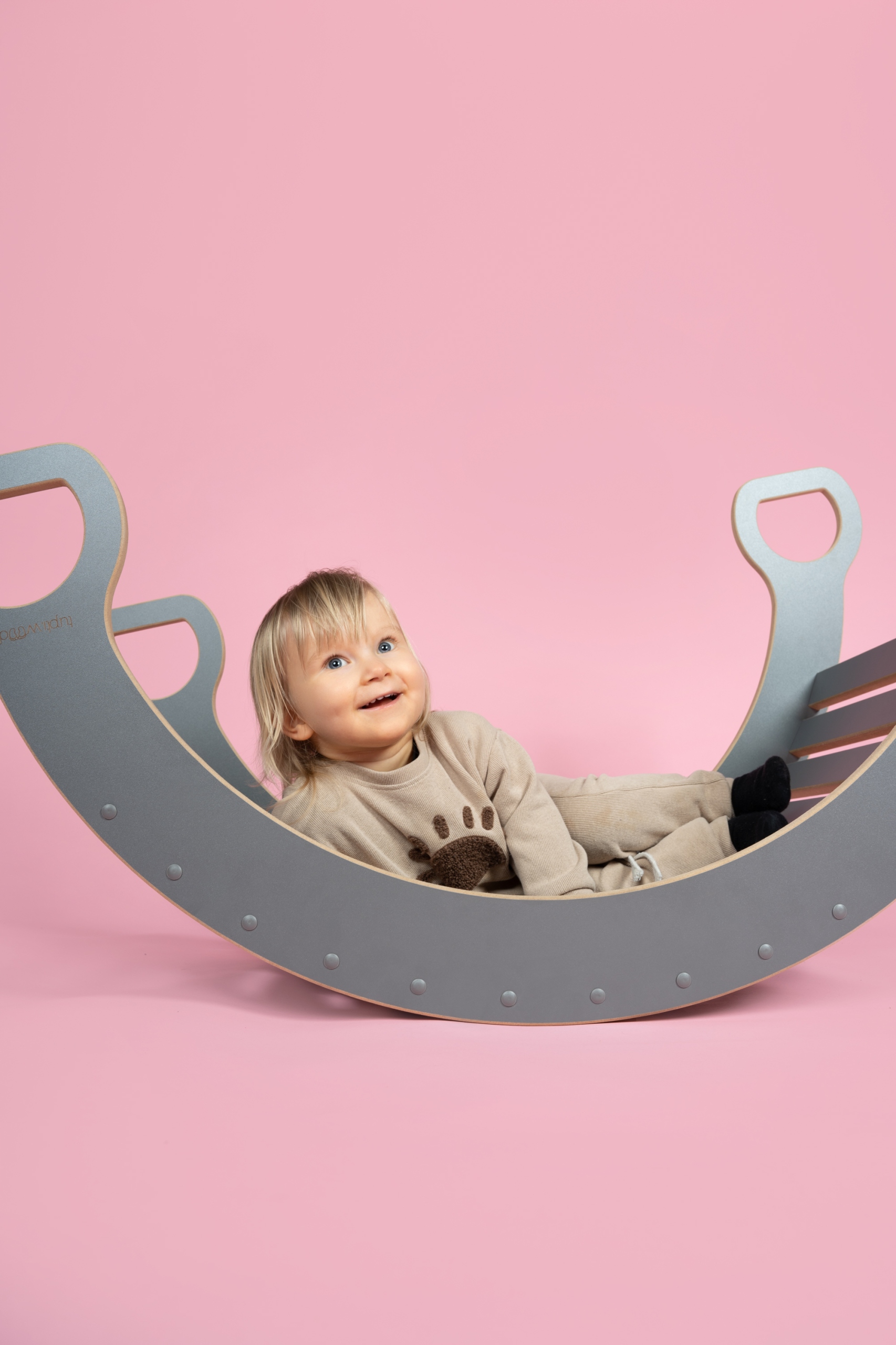 BUJAK MONTESSORI DUŻY SZARY TUPTI.WOOD Marka Pozostałe