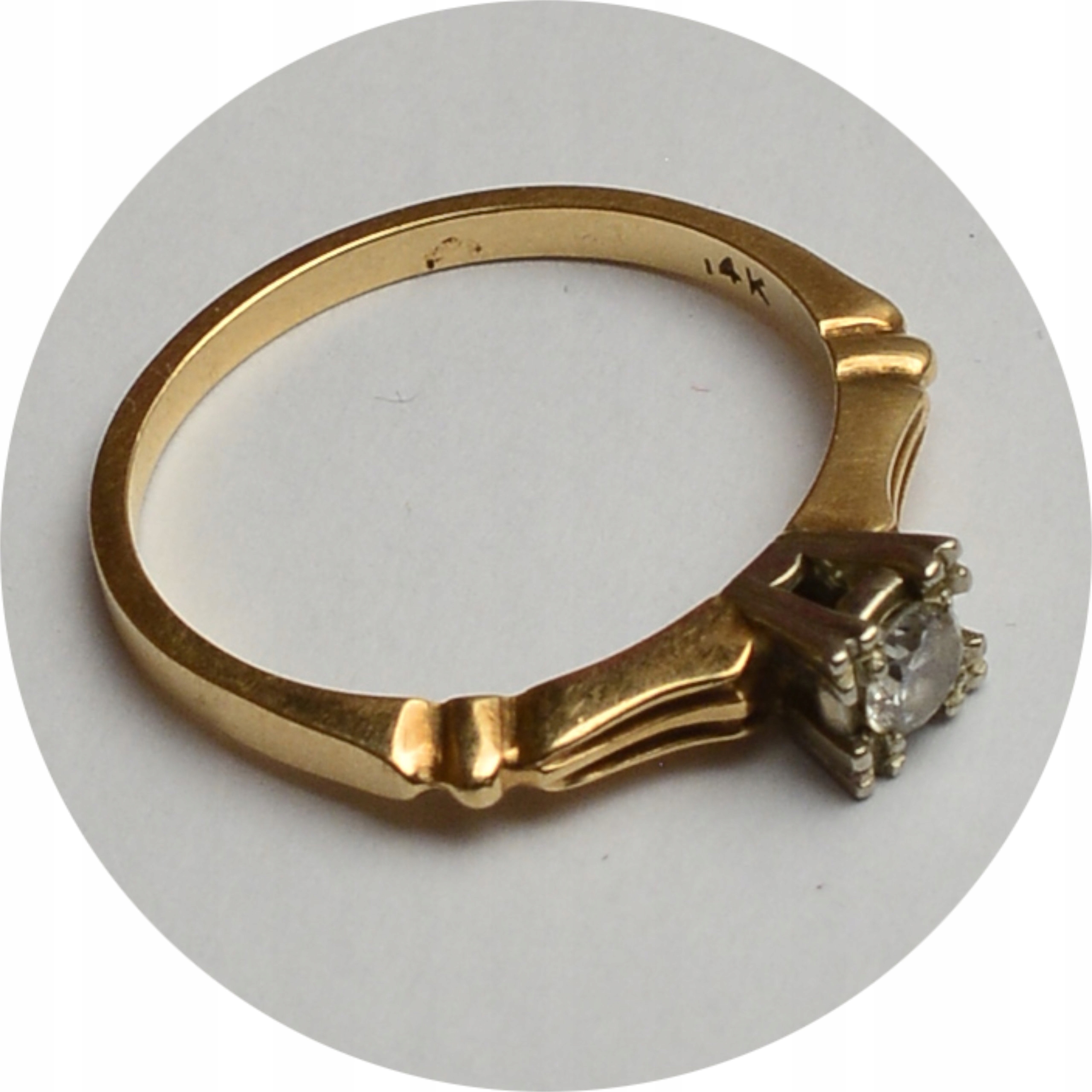 4.vv.ZŁOTY PIERŚCIONEK z BRYLANTEM