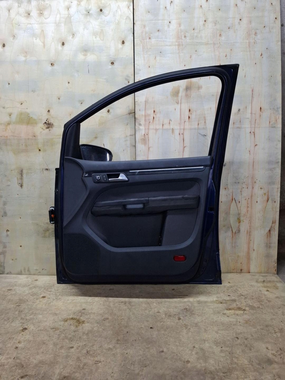 door front right side Volkswagen Touran 2nd facelift 2011