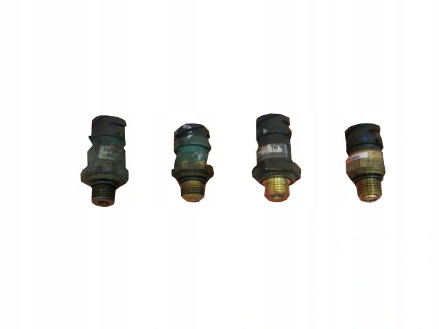 VOLVO FH12 CZUJNIK CISNIENIA OLEJU Part manufacturer Volvo original OE