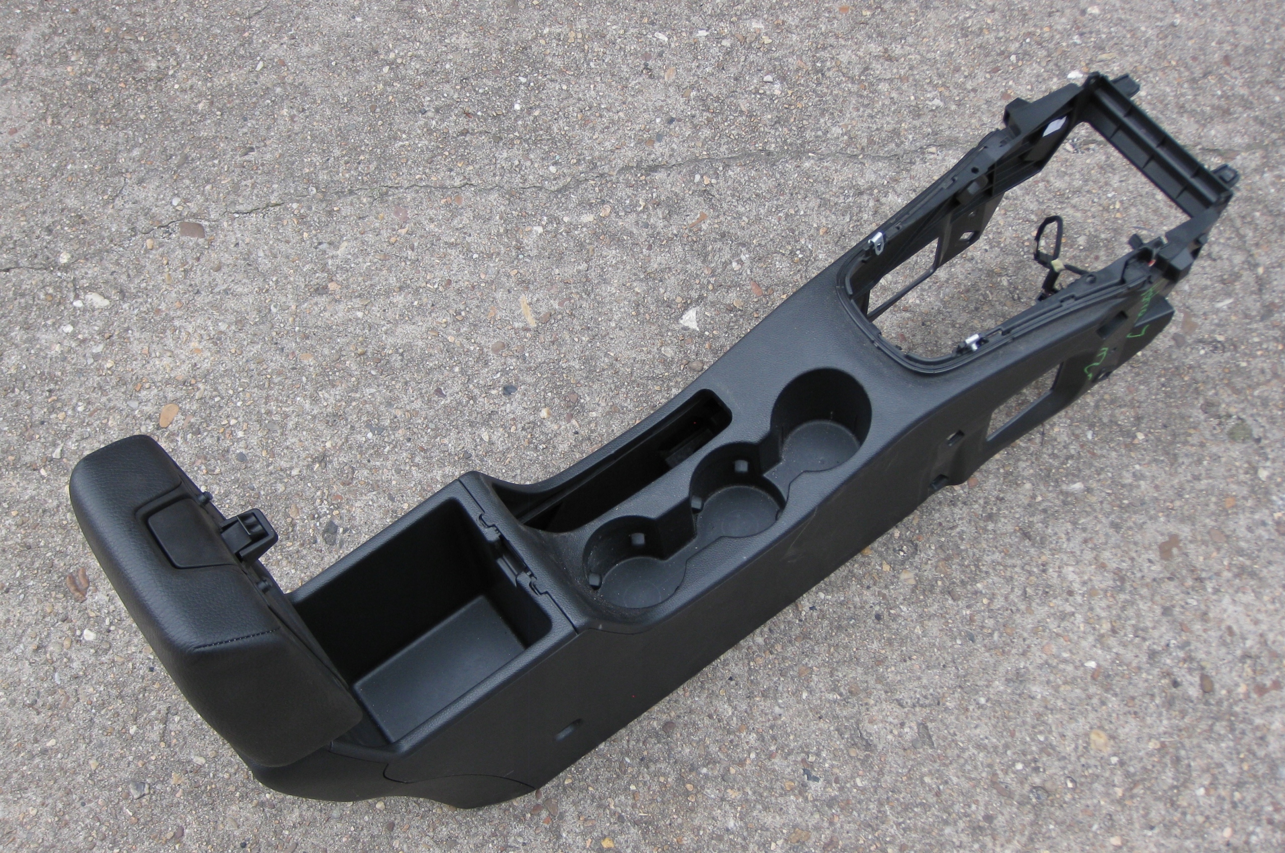 OPEL ASTRA J HB 1.7 CDTI 12R armrest TUNEL central