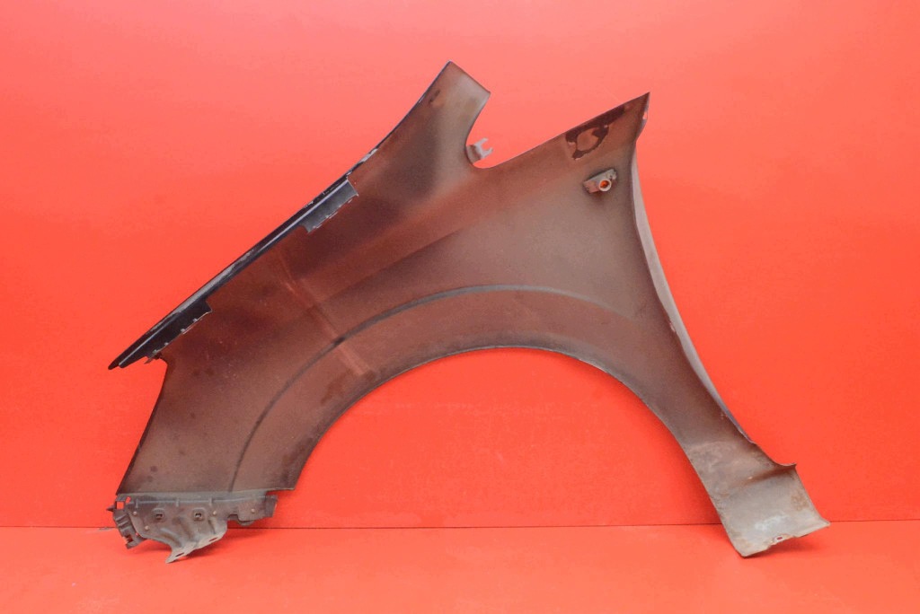 fender right front front black OPEL ZAFIRA B LIFT 08-14