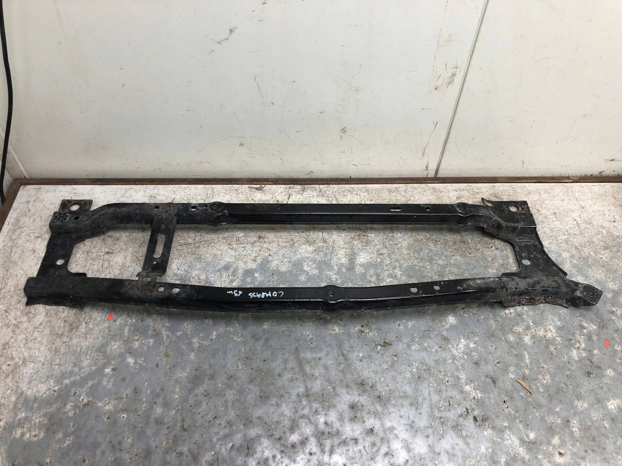 Console Support plaque Réservoir ADBLUE JEEP COMPASS II 68364591AA