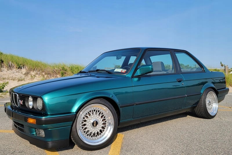 Bmw Bostongruen 275 1 litr lakier bazowy rozcieńczalnikowy Ixell 55