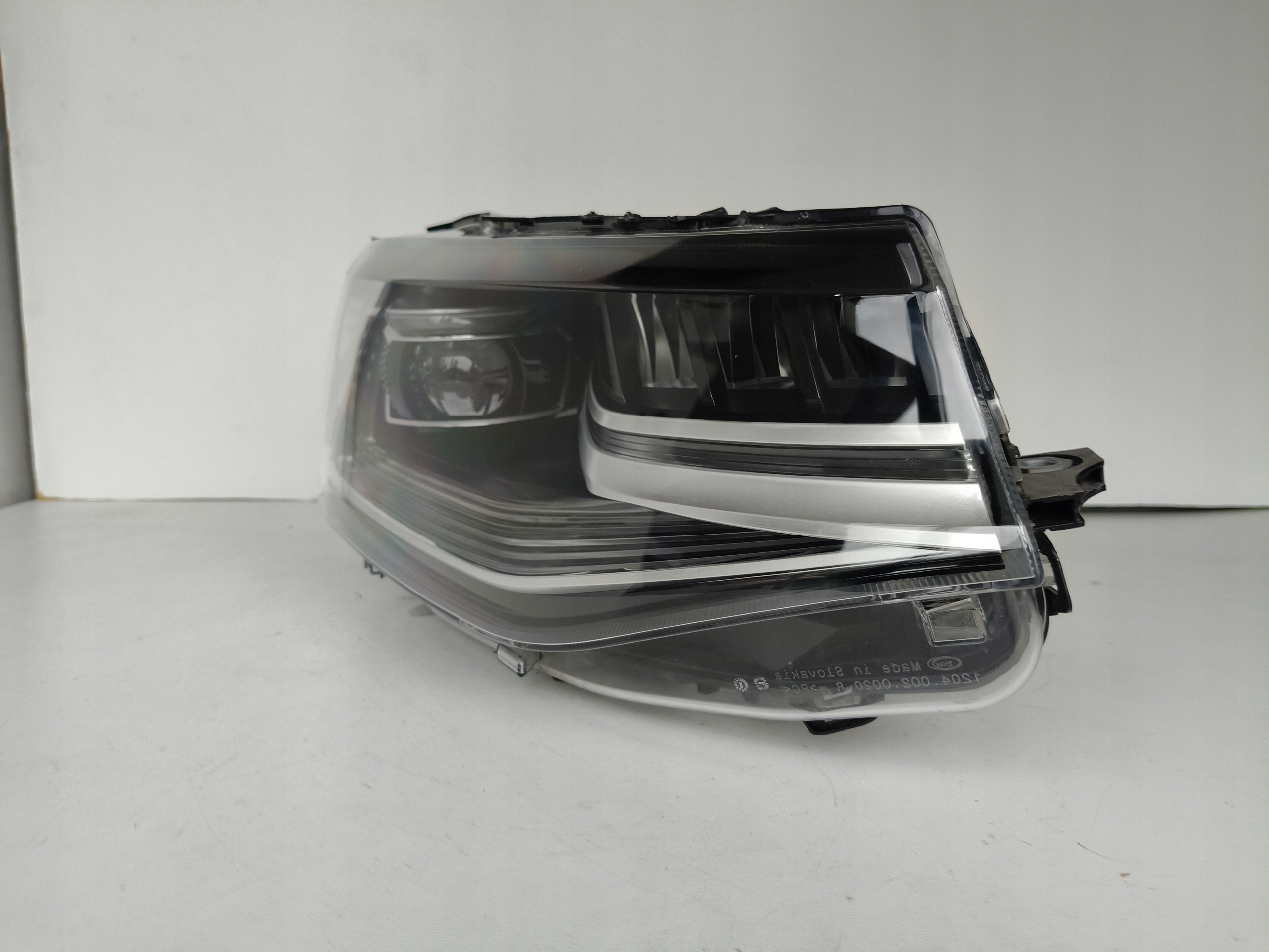 light right REFLEKTOR VW CADDY 2K 2K8 20- FULL LED