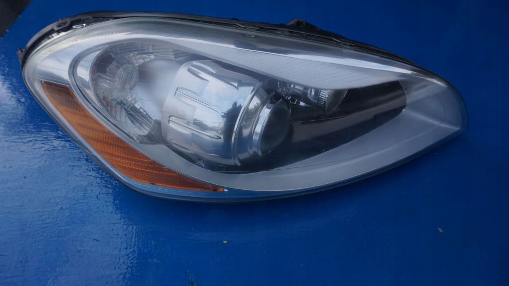 VOLVO XC60 - light XENON ABL right front ANGLIA