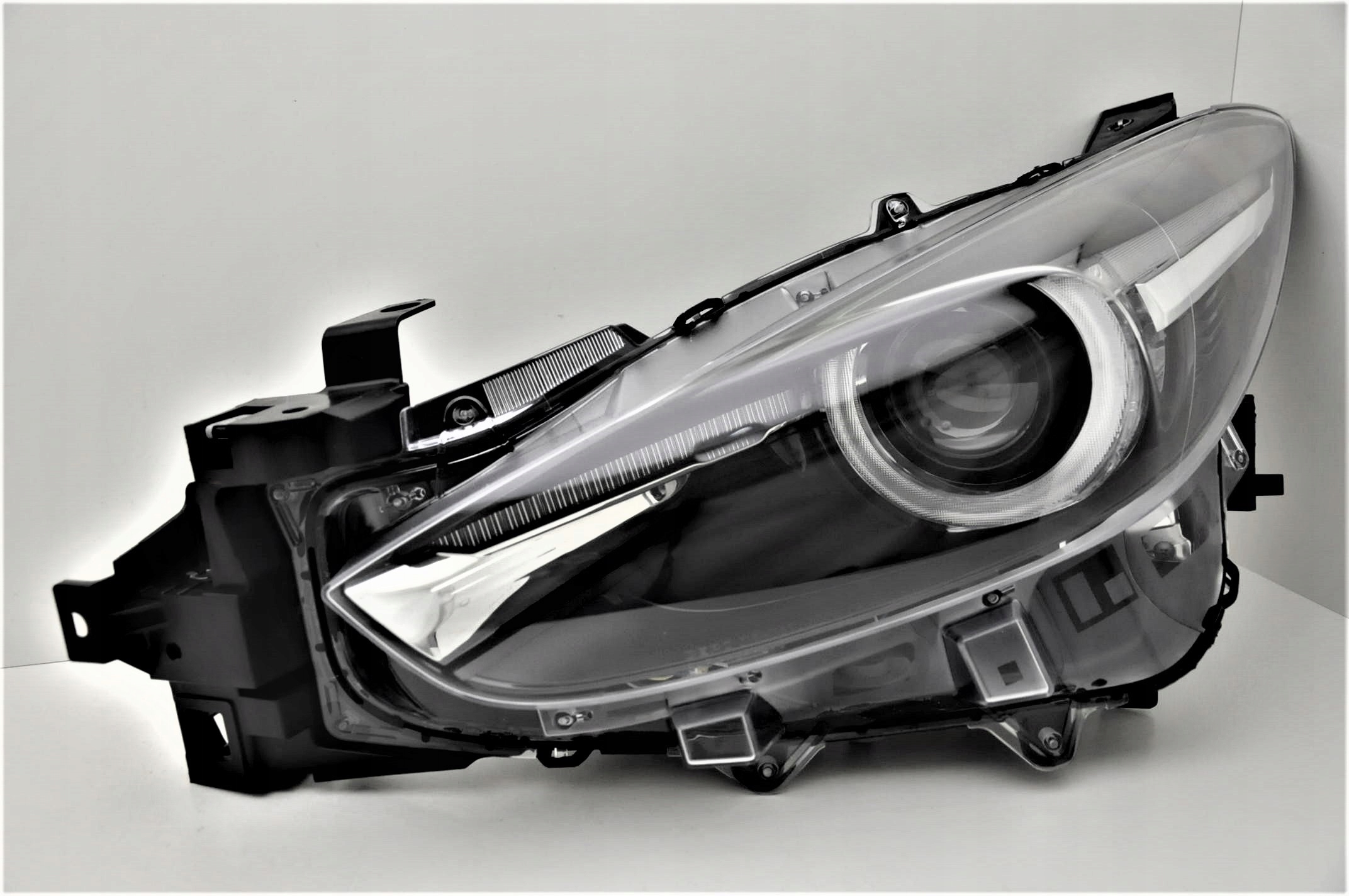 MAZDA 3 OD 2017- REFLEKTORY KPL NOWE FULL LED Producent części Depo