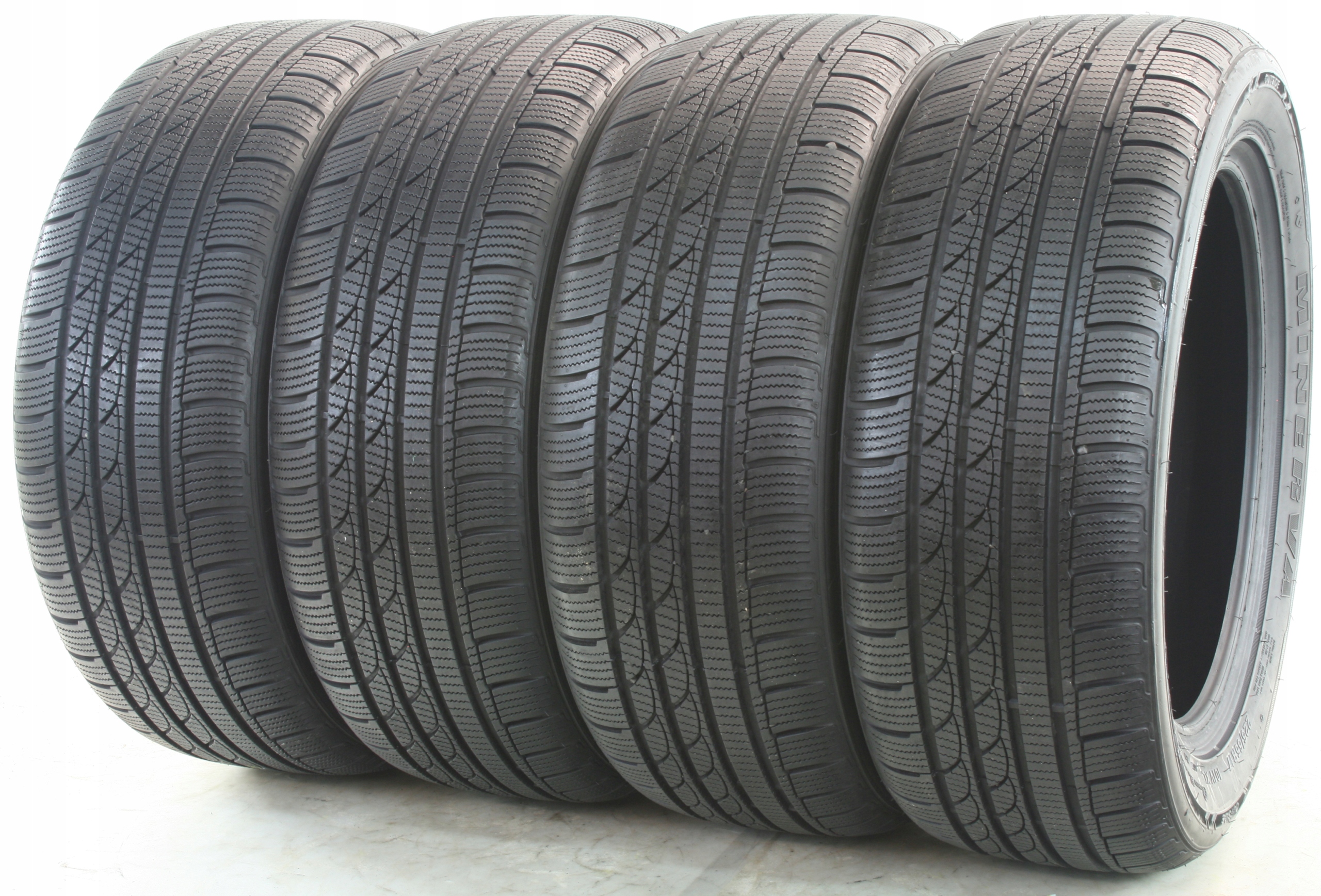 4 Opony Zimowe 225/55R17 Minerva Ice-Plus S210
