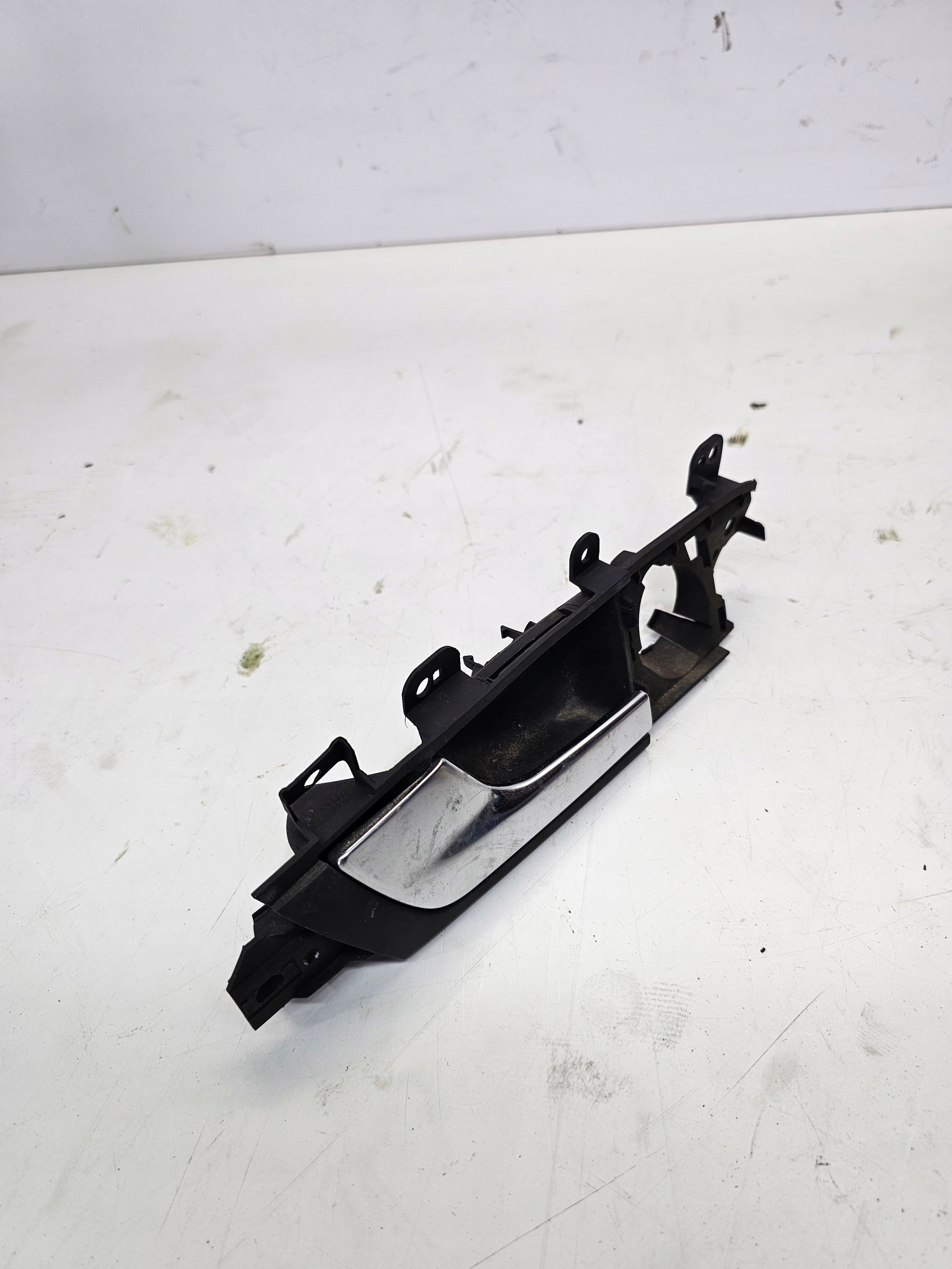 handle left rear part AUDI A3 8P 8P4839019E 5-door