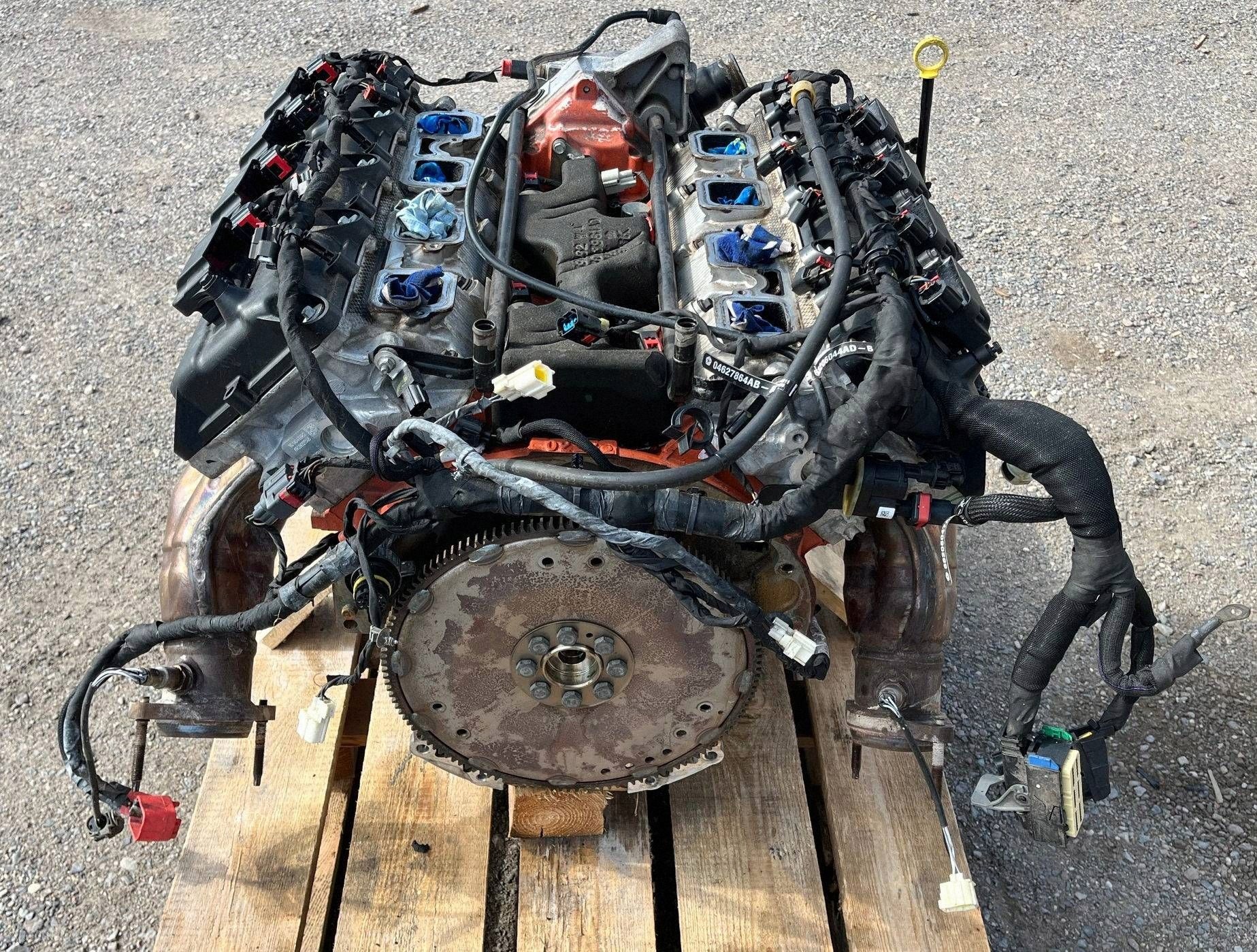 engine complete Dodge Charger Challenger SRT 6.4 v8 HEMI 2011+ 2015+