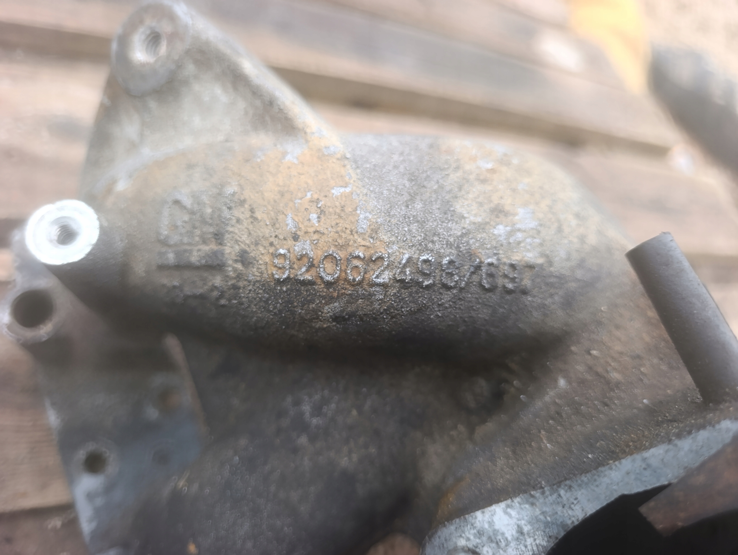sací potrubí DAEWOO NUBIRA 2.0 16V 92062498