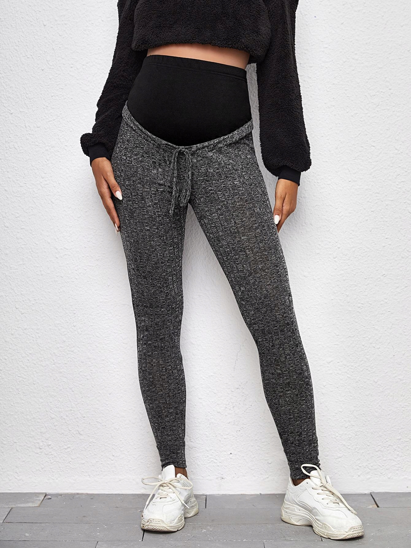 SPODNIE CIĄŻOWE DRESOWE WIĄZANE WZÓR SZARY MELANŻ PRĄŻKI SHEIN 44