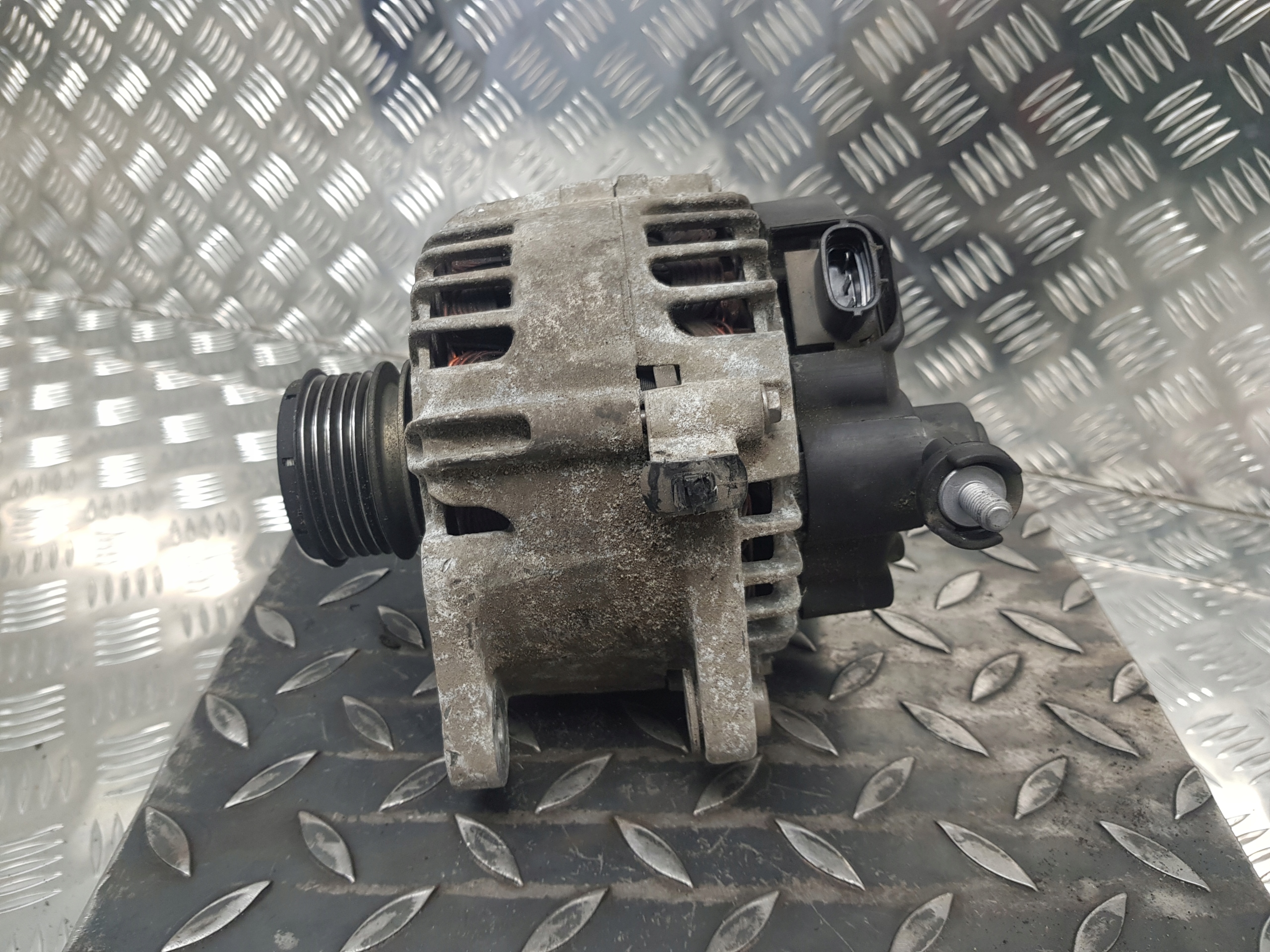 alternatore KIA CEED 37300-2A601 1.6crdi