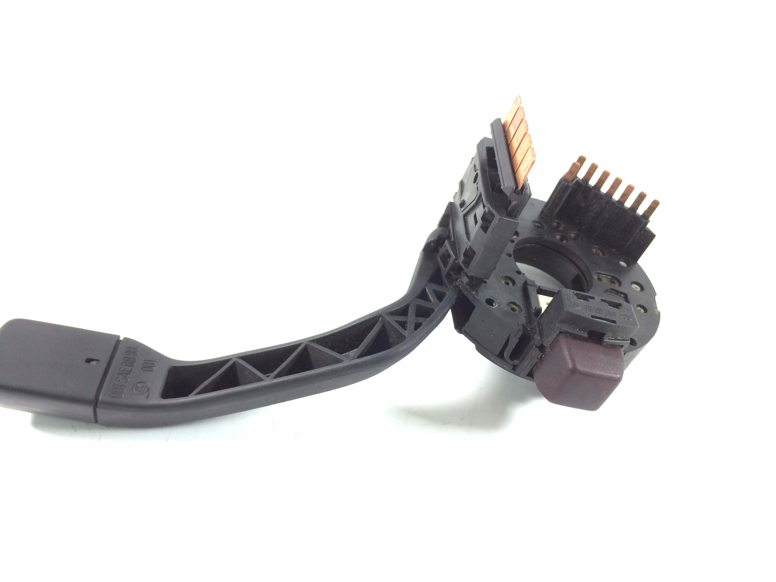 Bouton Indicateurs de direction VW PASSAT (3A2. 35I) 1.8 LK