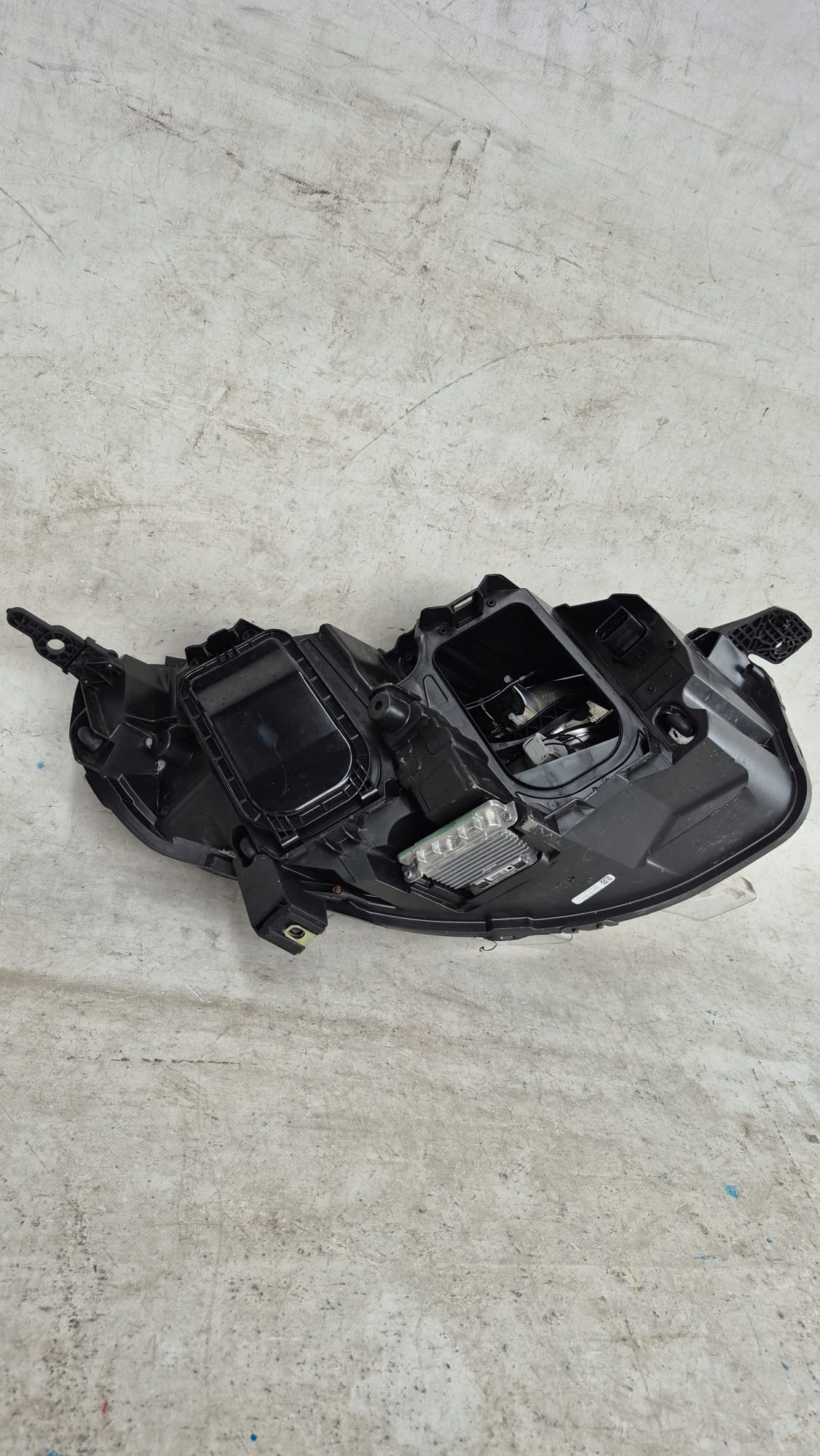 OPEL ZAFIRA LIFE 19-23 light front front left