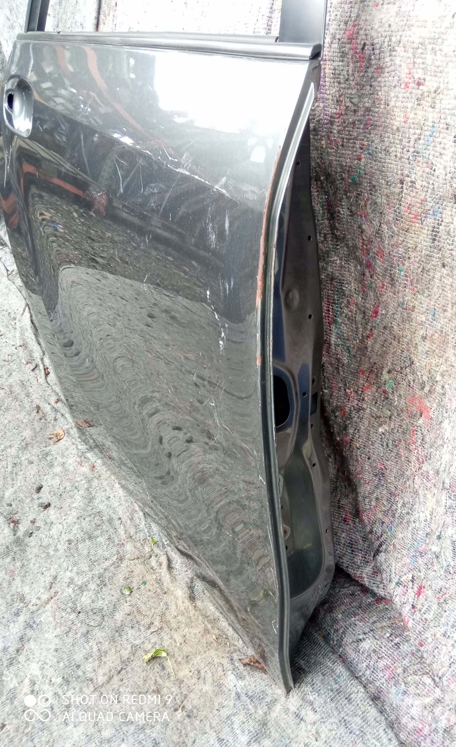 TOYOTA COROLLA VERSO 09-14 DRZWI PRAWE TYŁ Producent części Toyota OE