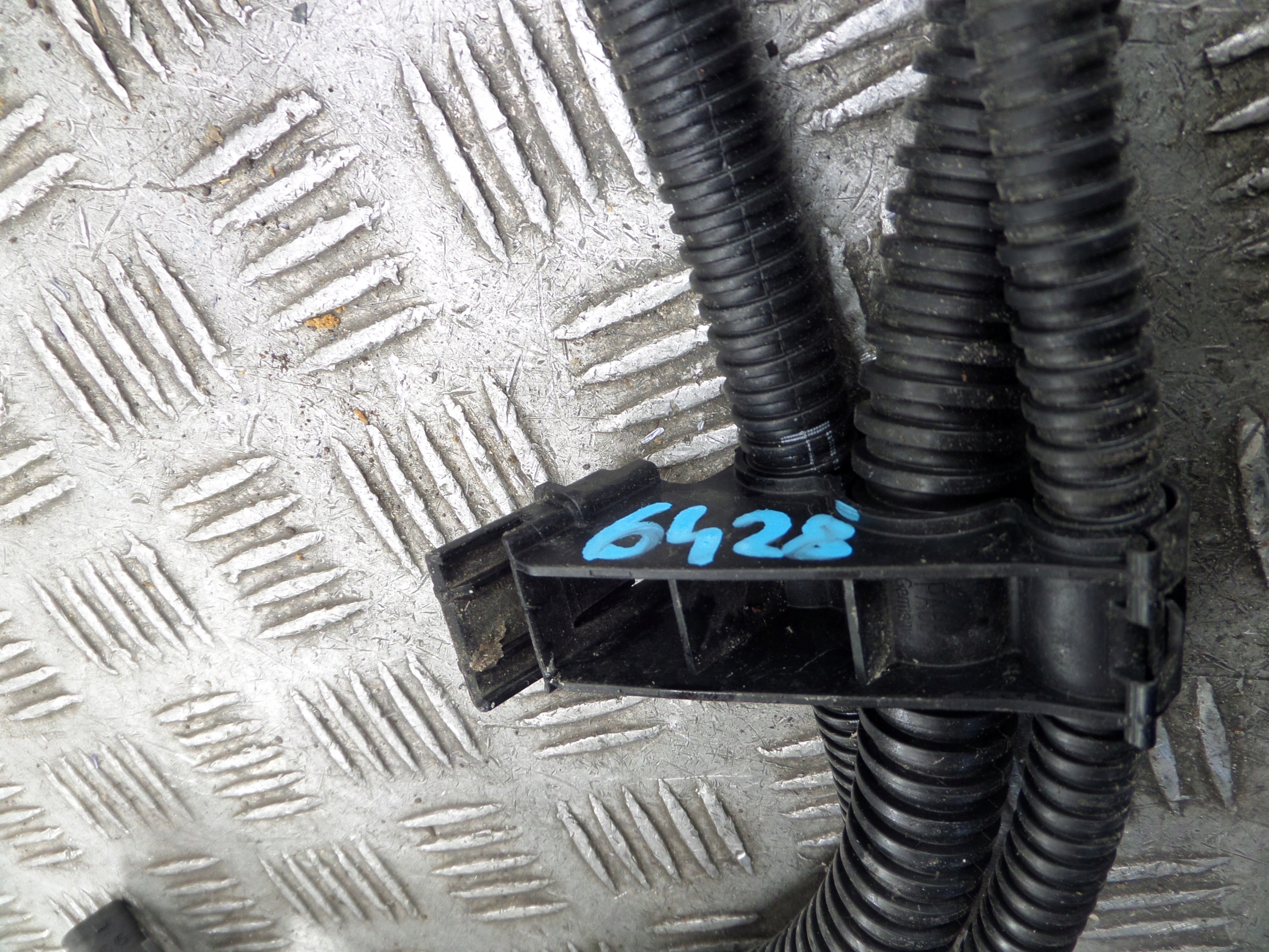 MERCEDES A-KLASA A35 AMG cable battery A1775406500